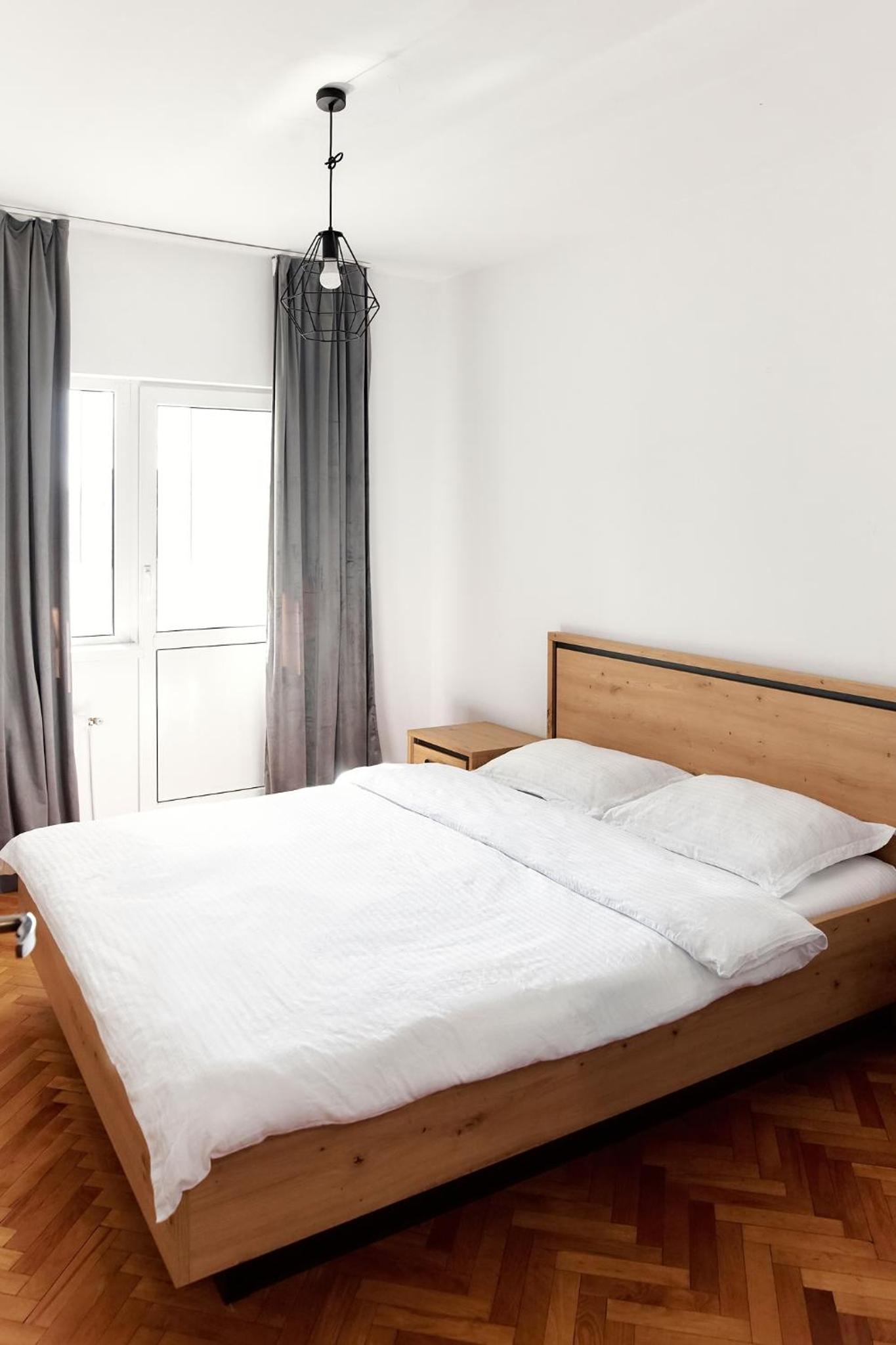 Three-Bedroom Apartment - Photo 25
