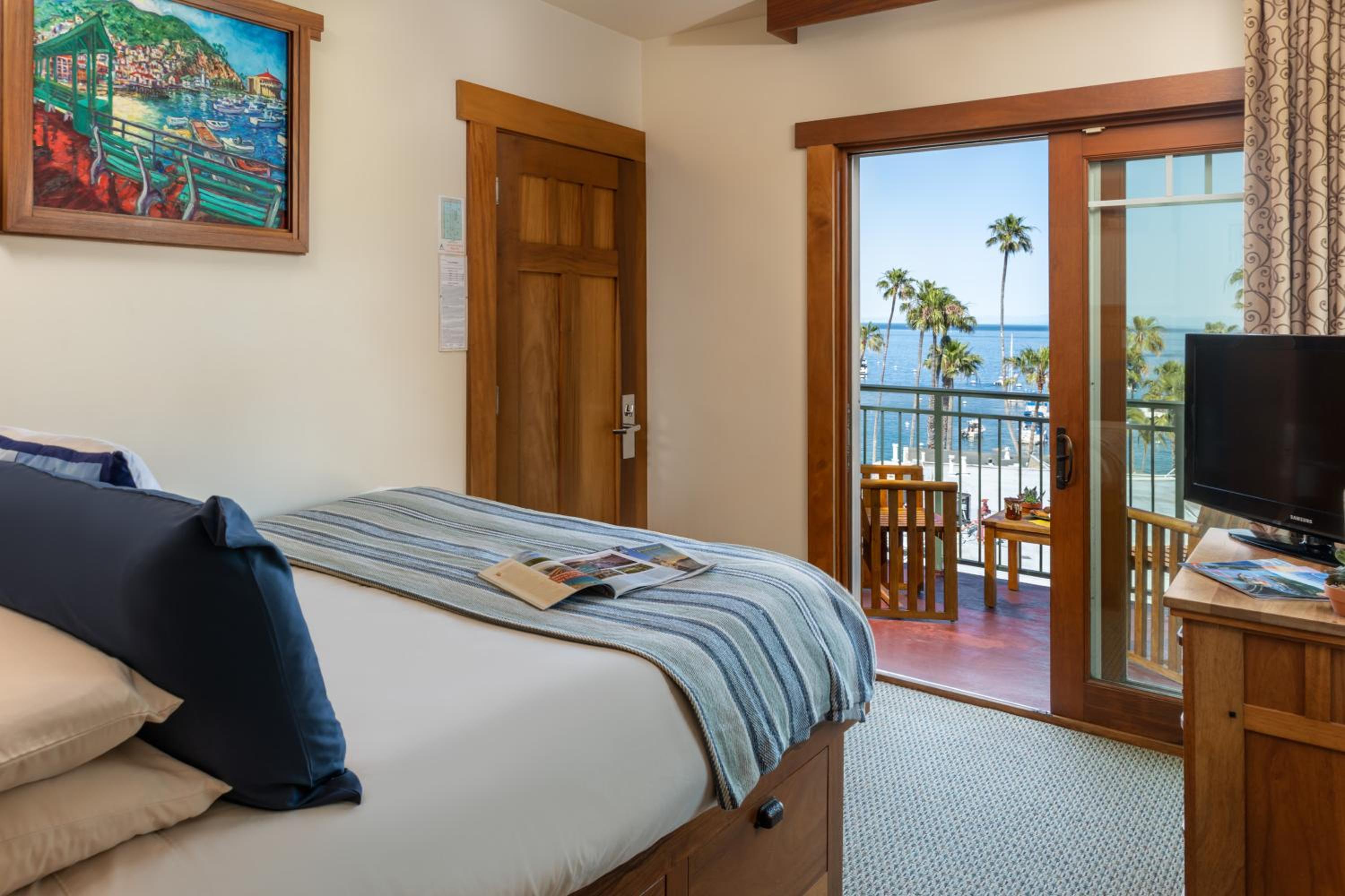 Queen Room with Ocean View