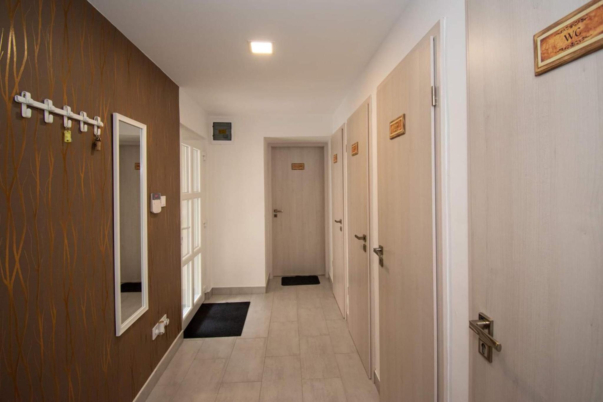 Apartment photo 3