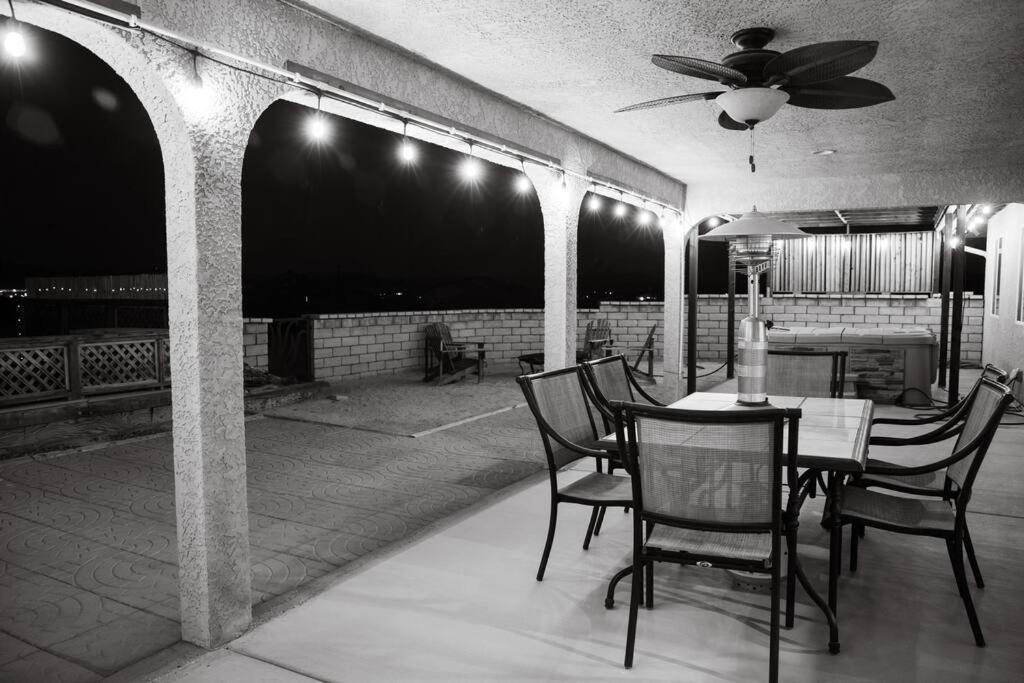 Three-Bedroom House photo 2