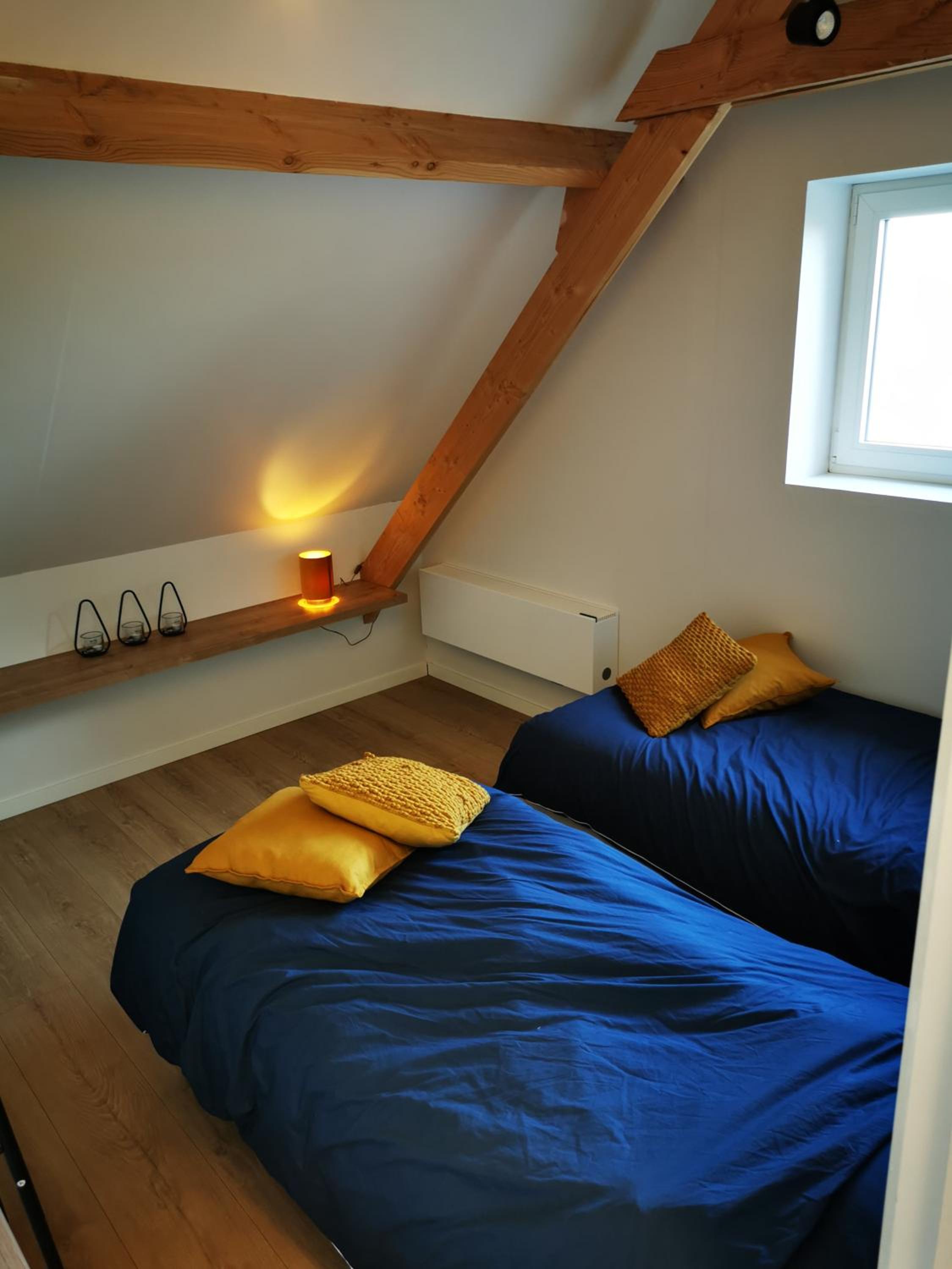 One-Bedroom House photo 1