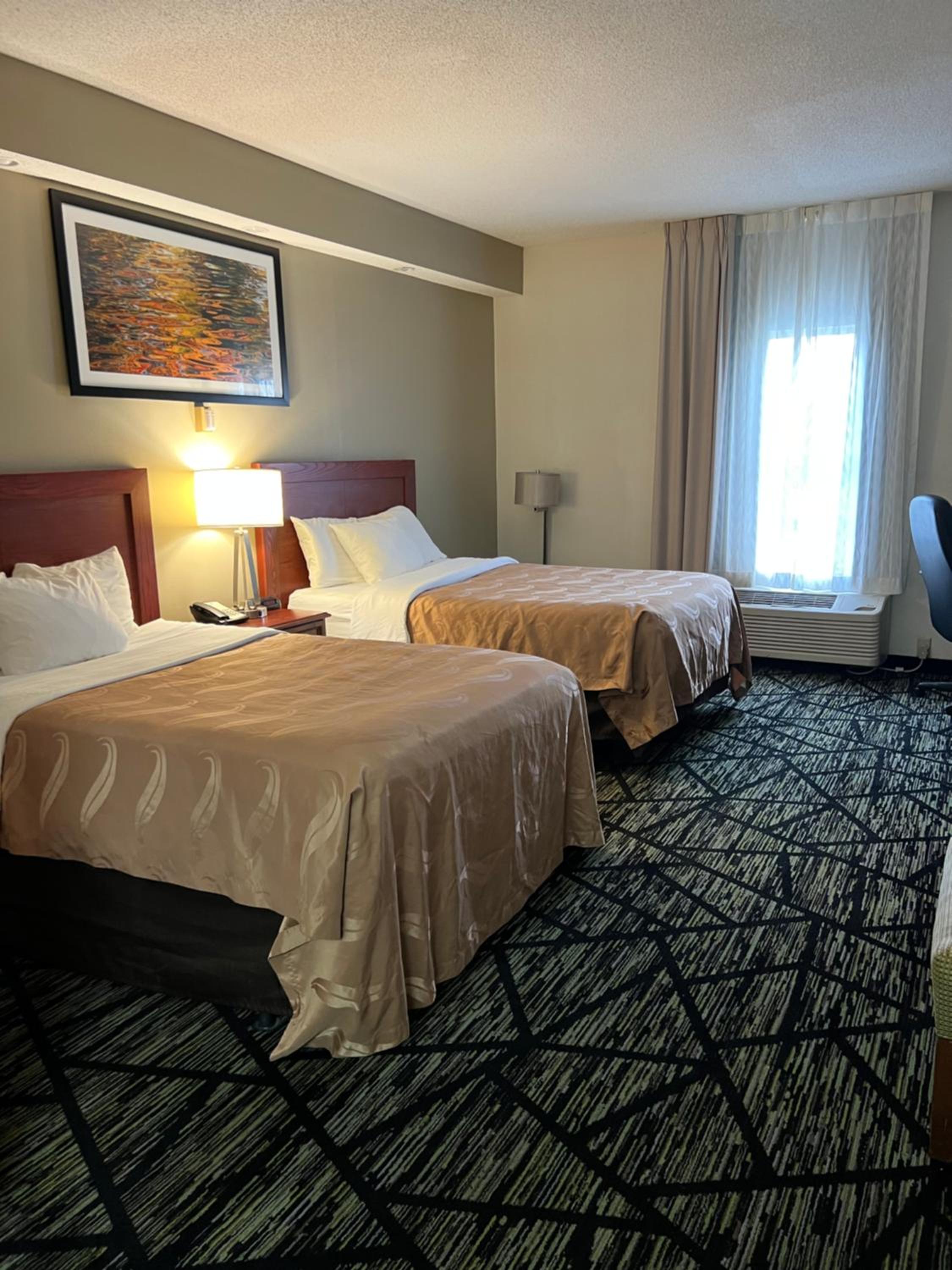 Double Room with Two Double Beds - Non-Smoking - Photo 3