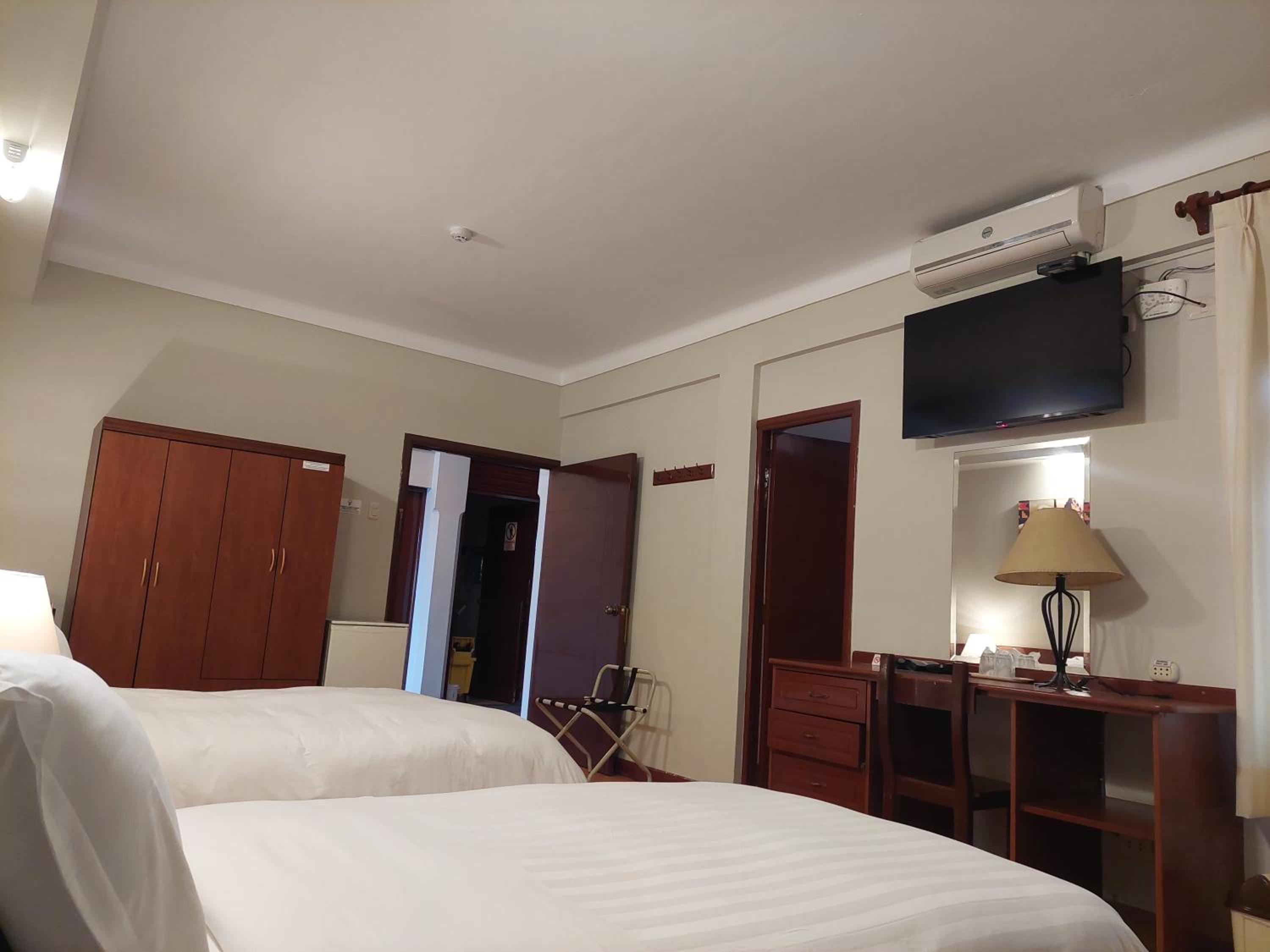 Twin Room photo 2