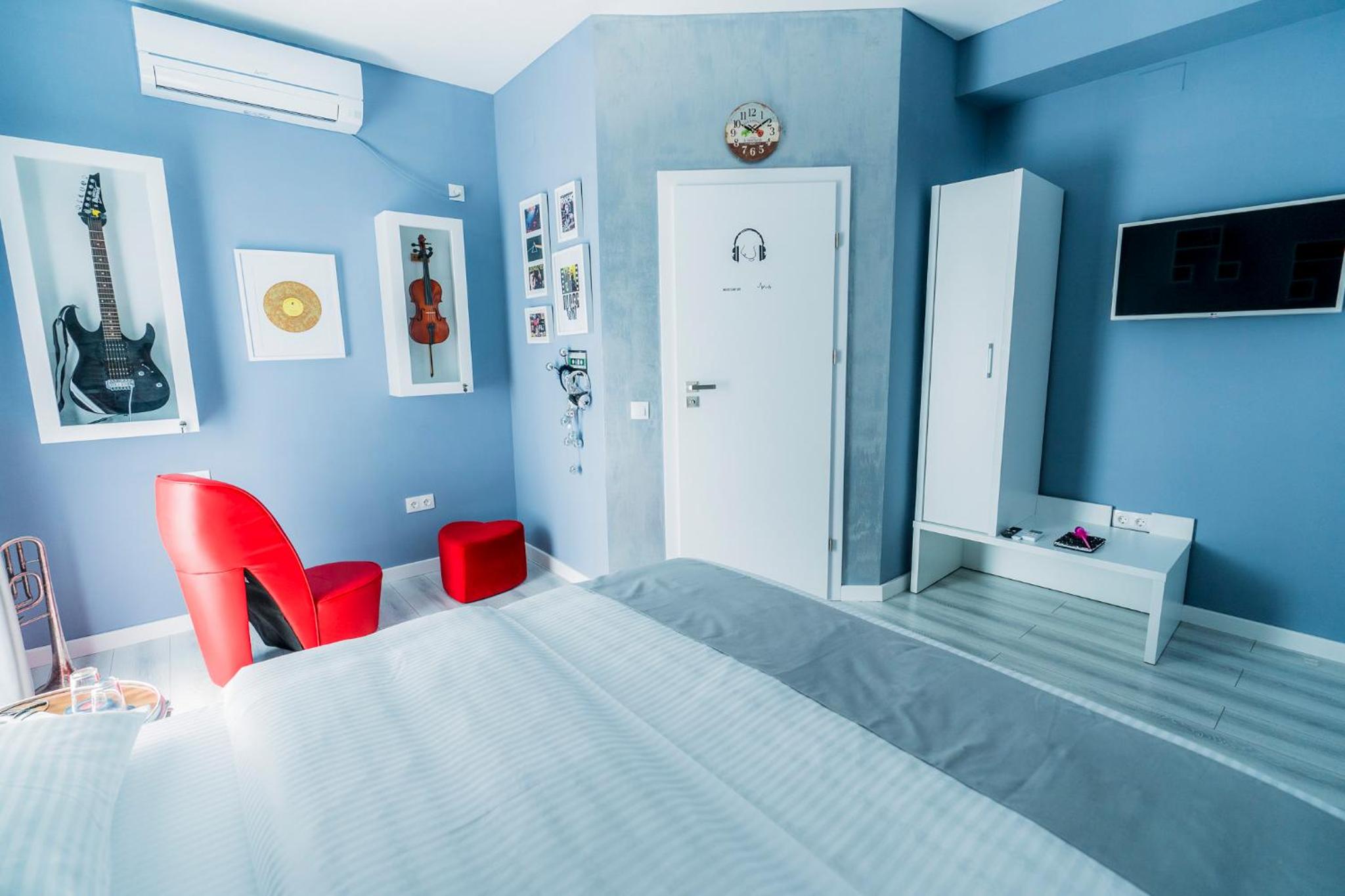 Standard King Room with Mini-bar - Photo 3