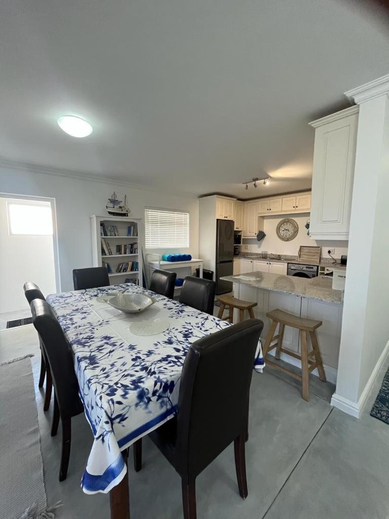 Apartment with Sea View - Photo 20