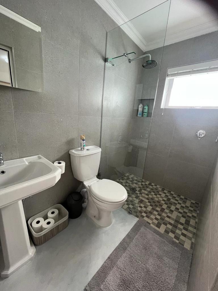Apartment with Sea View - Photo 7