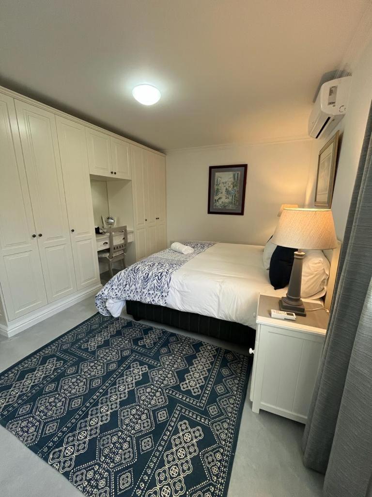 Apartment with Sea View - Photo 10