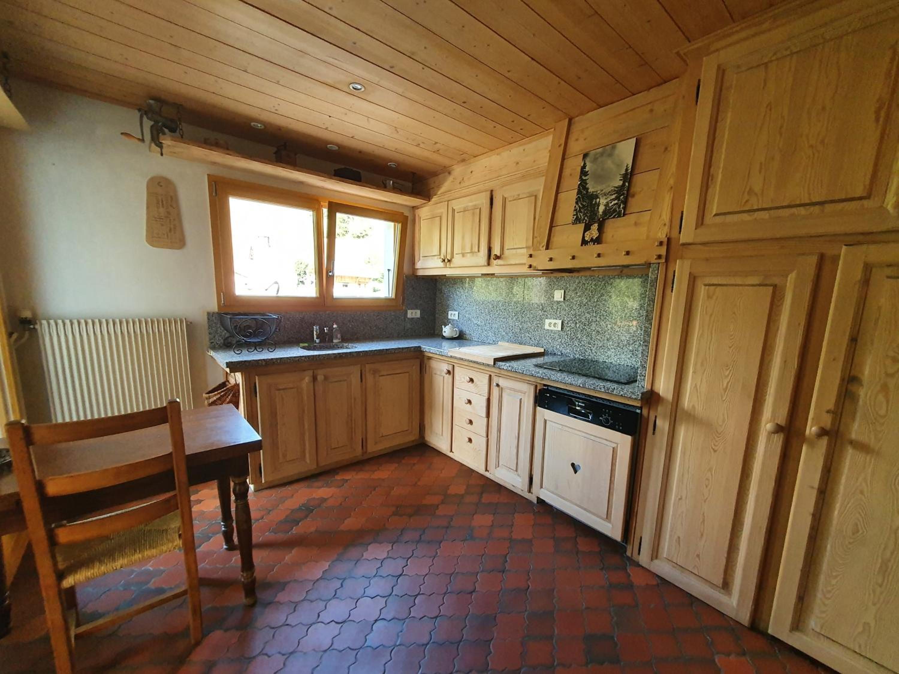 Two-Bedroom Apartment - Photo 4