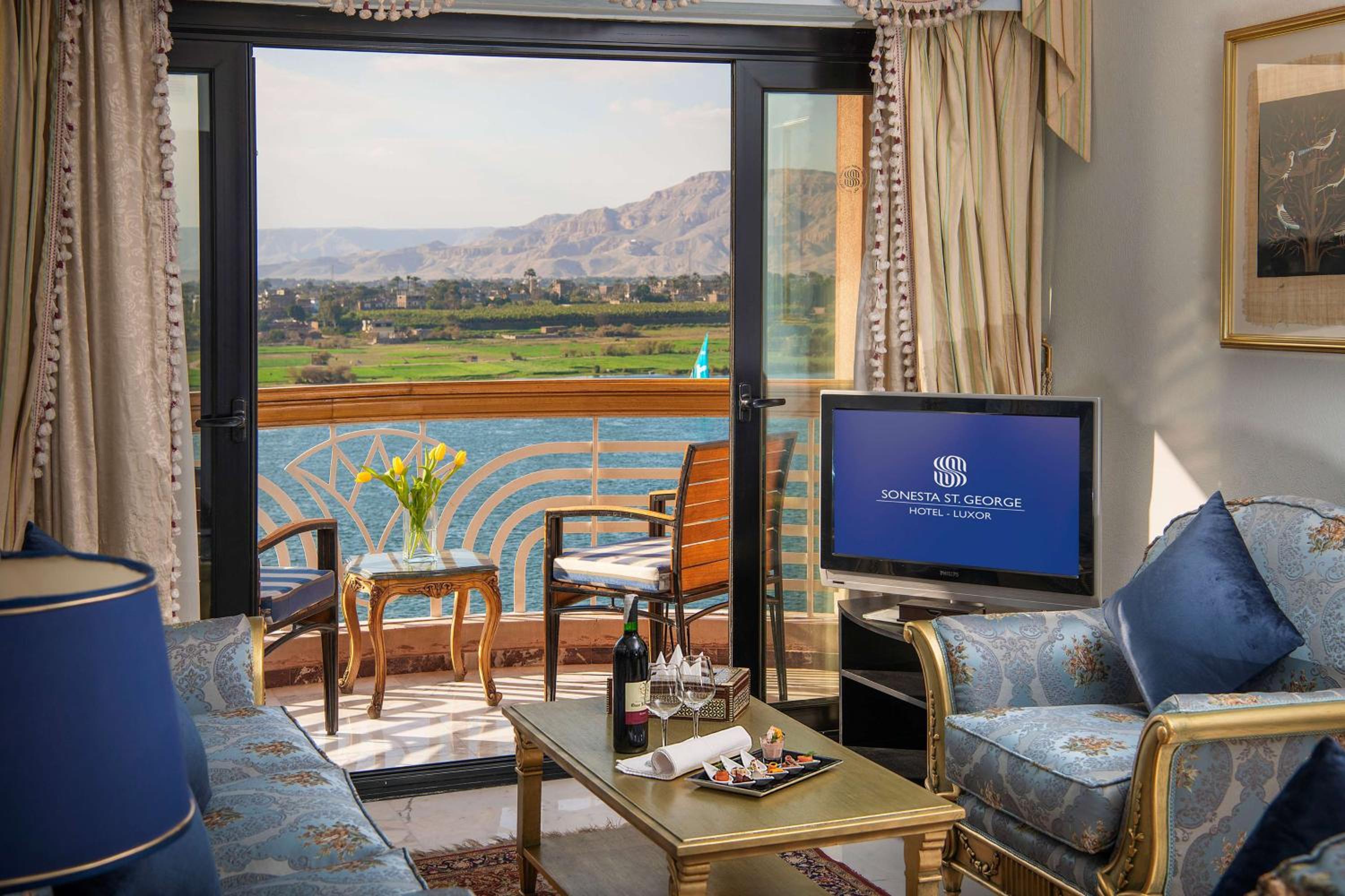 Presidential Suite Direct Front Nile View