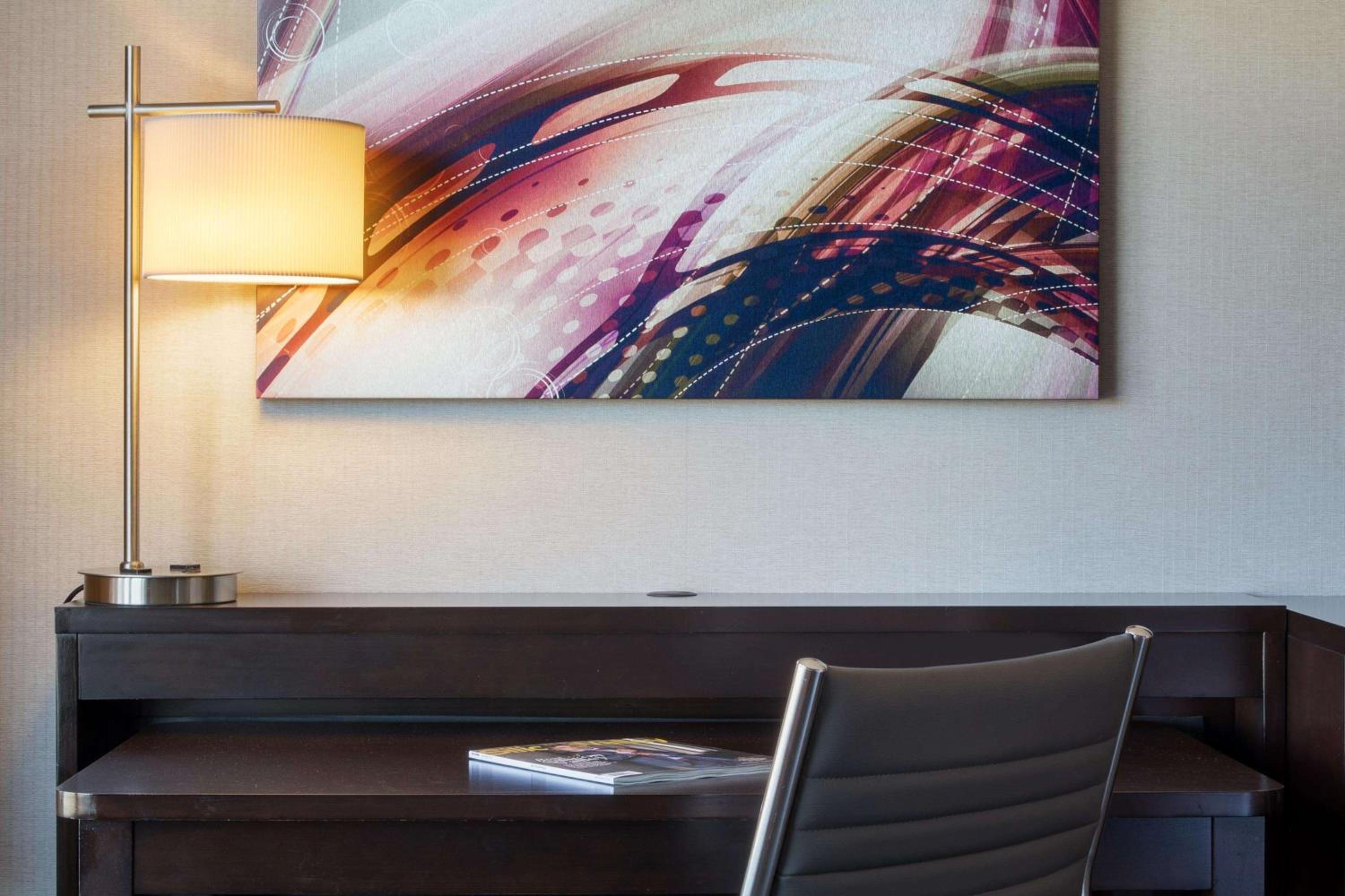 Junior King Suite - Photo 2