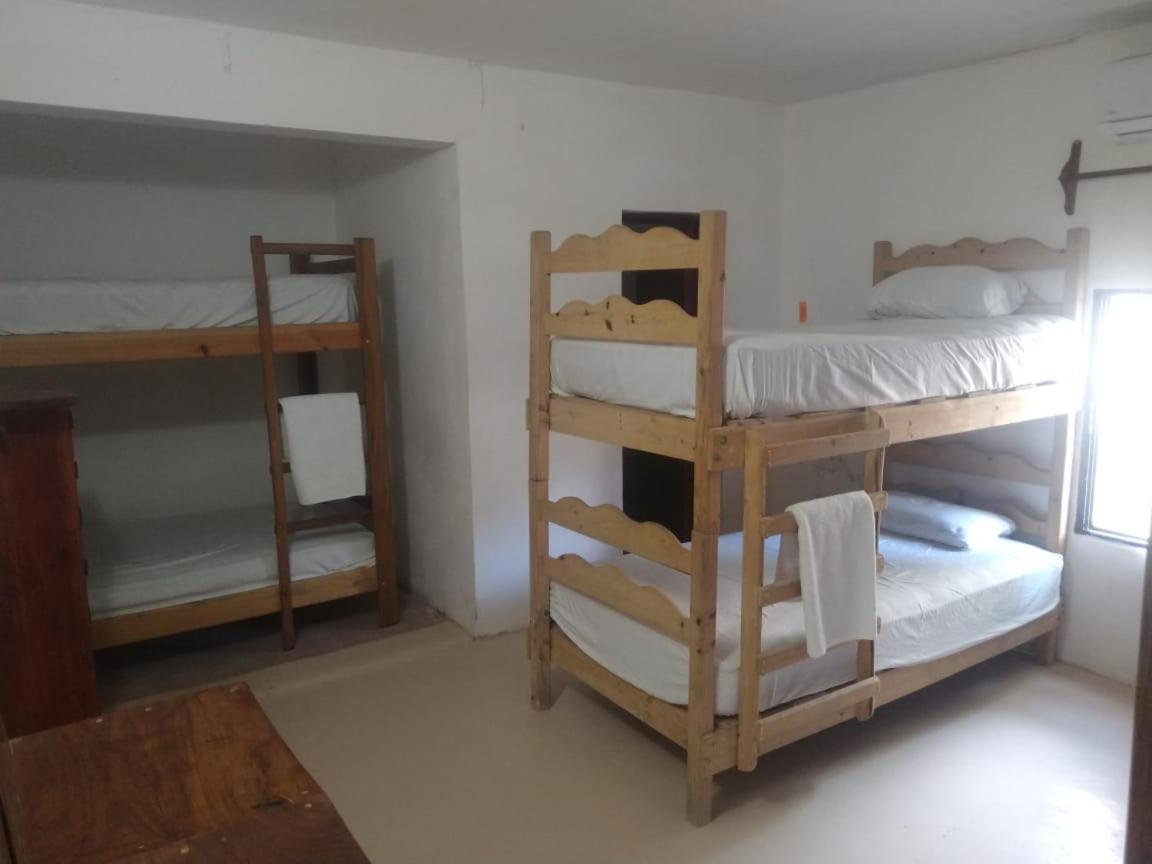 Cama Individual em Quarto Dormitório Misto