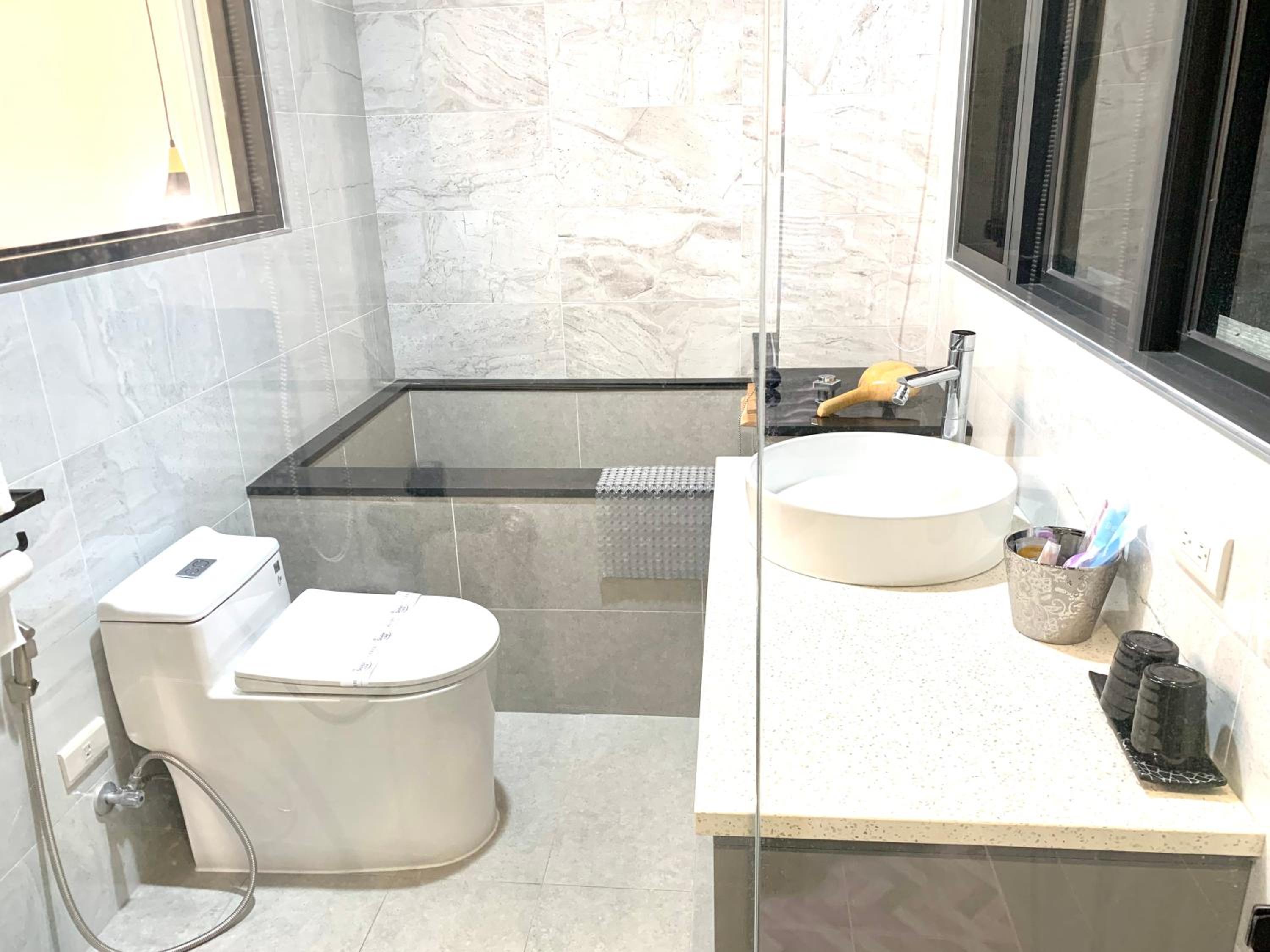 Double Room with Private Bathroom photo 3