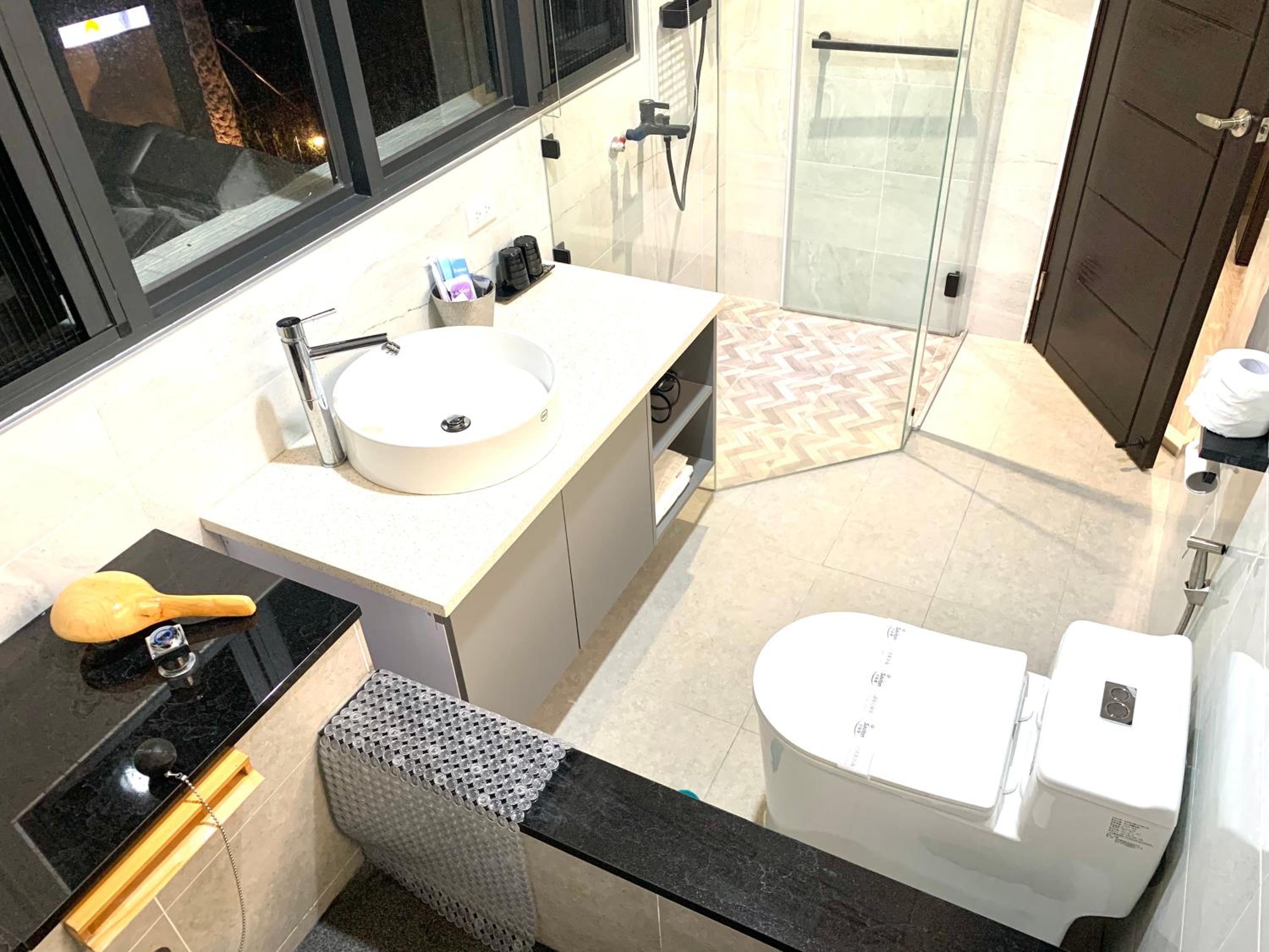 Double Room with Private Bathroom photo 2