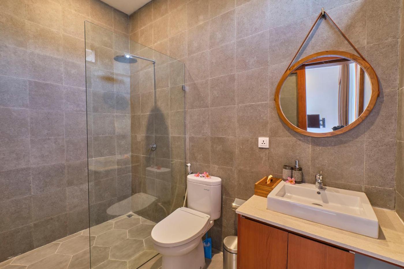 Two-Bedroom Villa - Photo 13