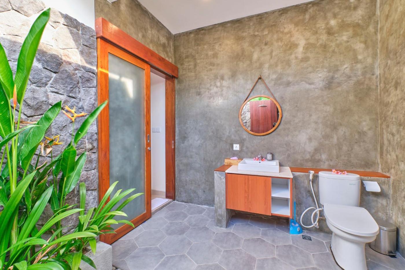 Two-Bedroom Villa - Photo 9