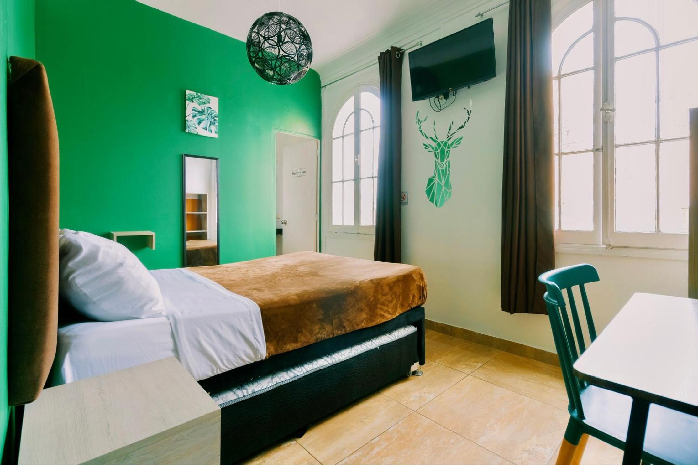 Double Room with Private Bathroom photo 2