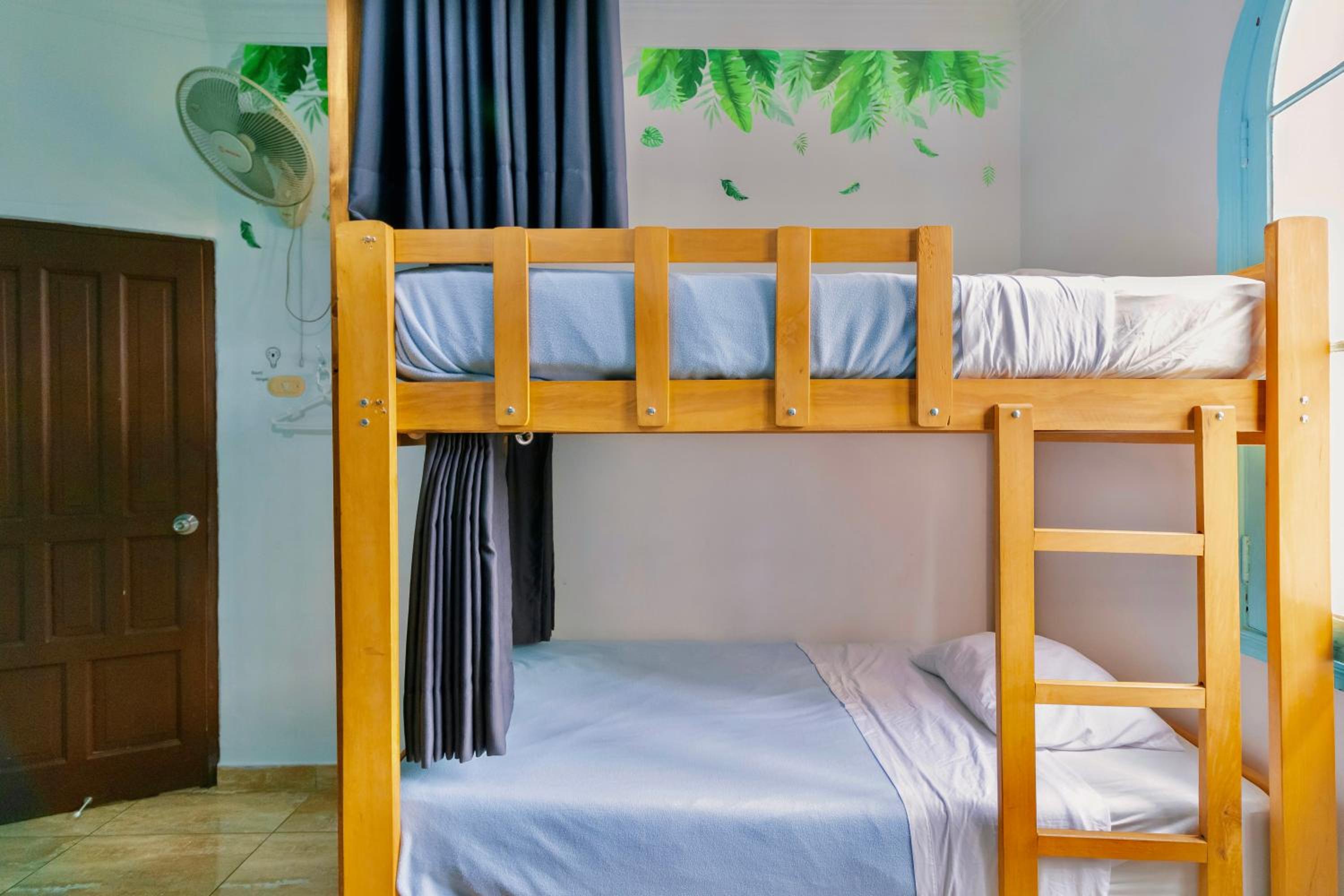 Bed in 4-Bed Mixed Dormitory Room photo 1