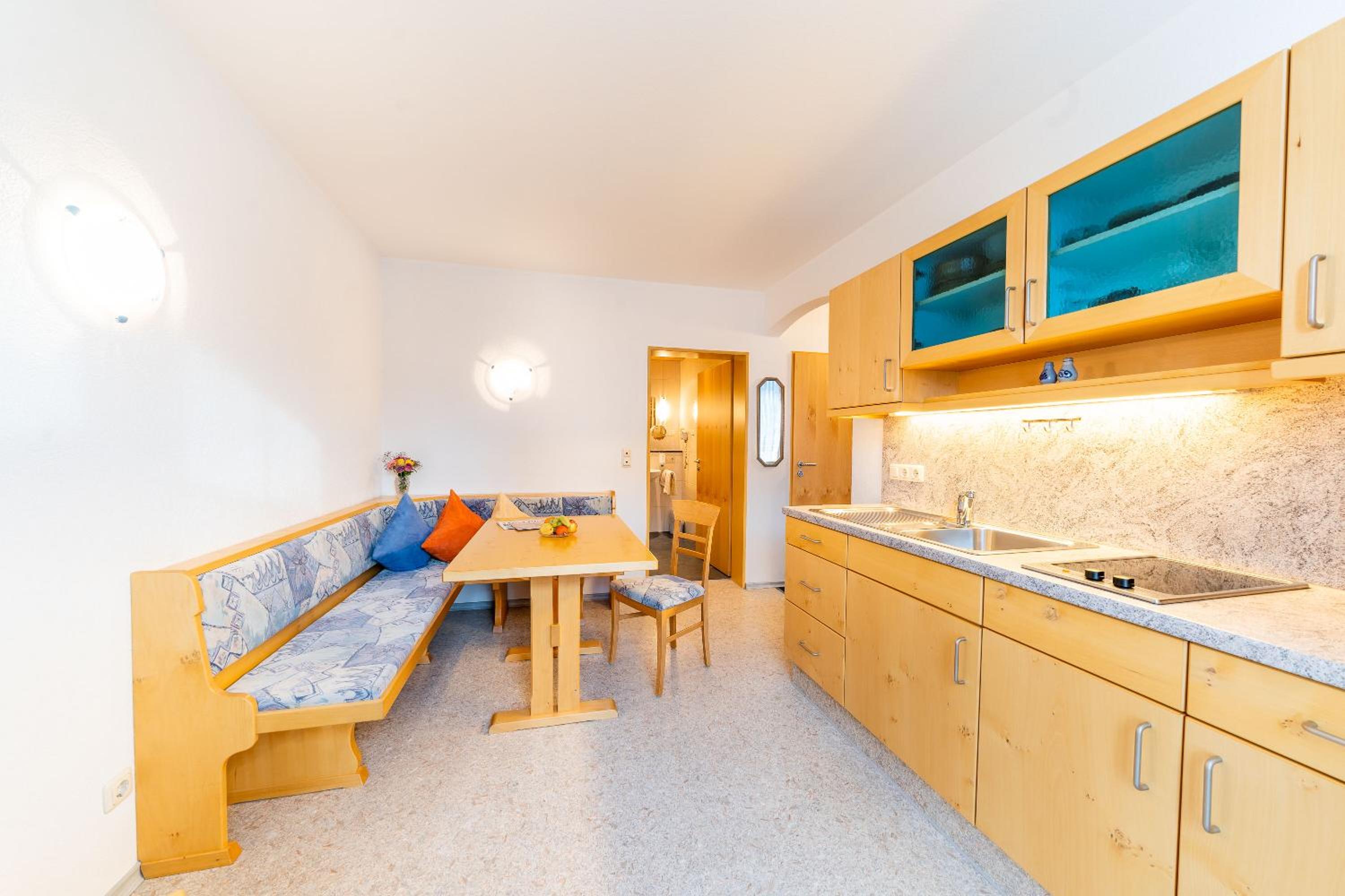 One-Bedroom Apartment with Garden View photo 1