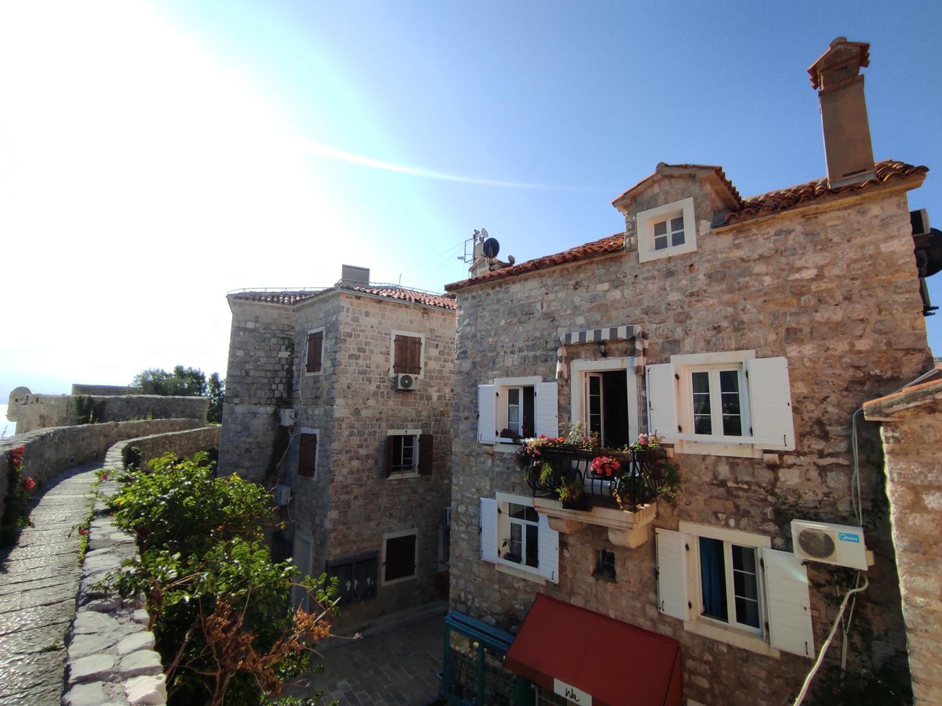 Apartment with Sea View - Photo 53