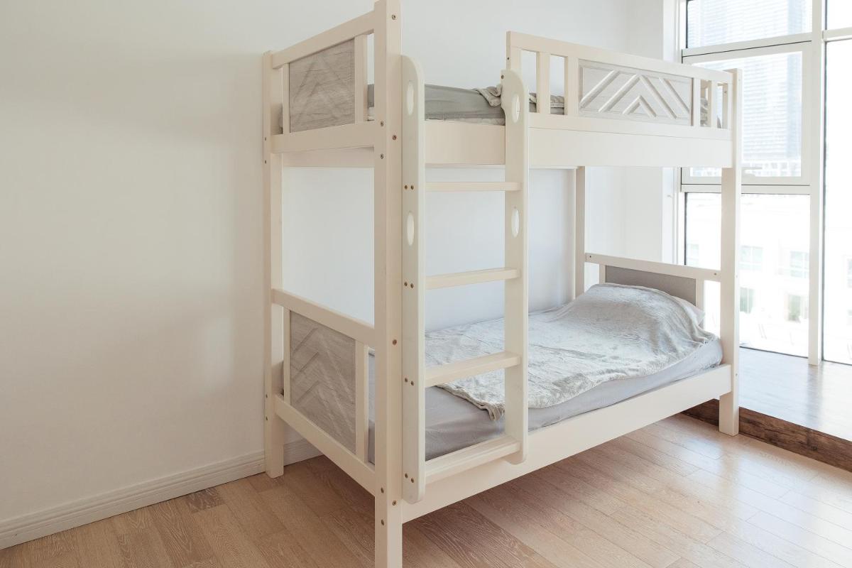 Bed in 4-Bed Female Dormitory Room photo 3