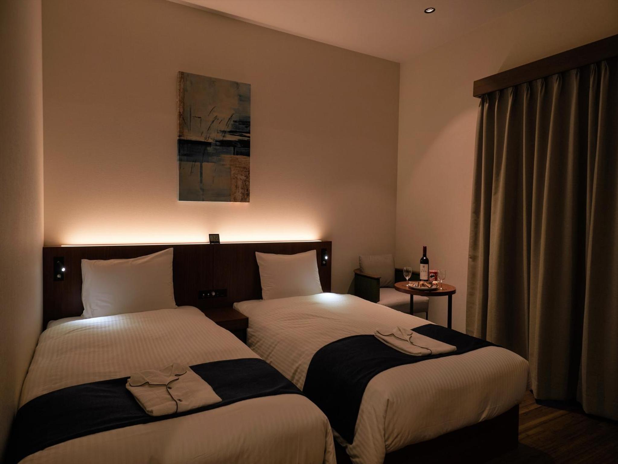 Deluxe Twin Room - Photo 4