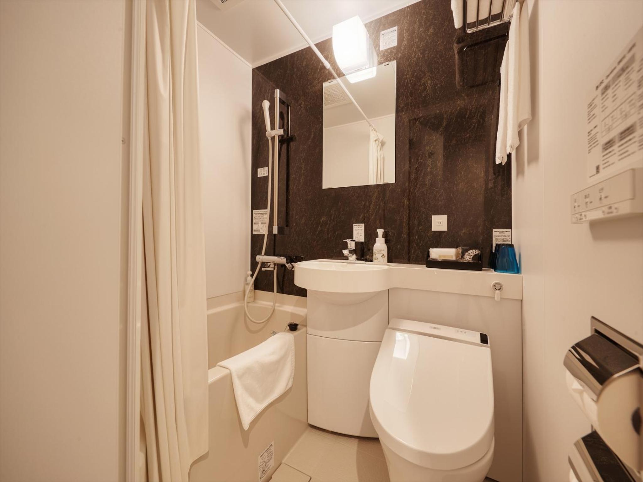 Double Room - Photo 16