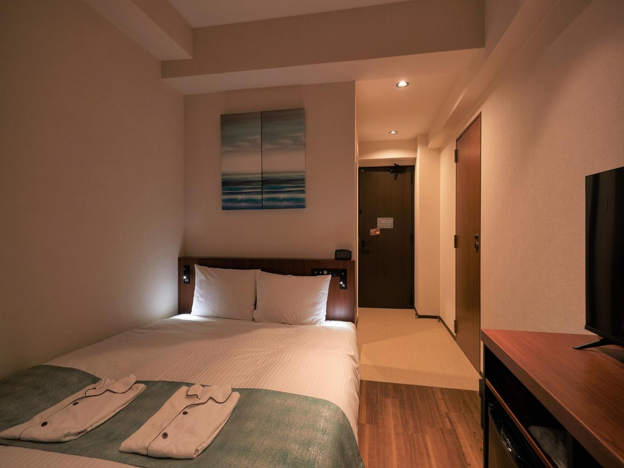 Double Room - Photo 14