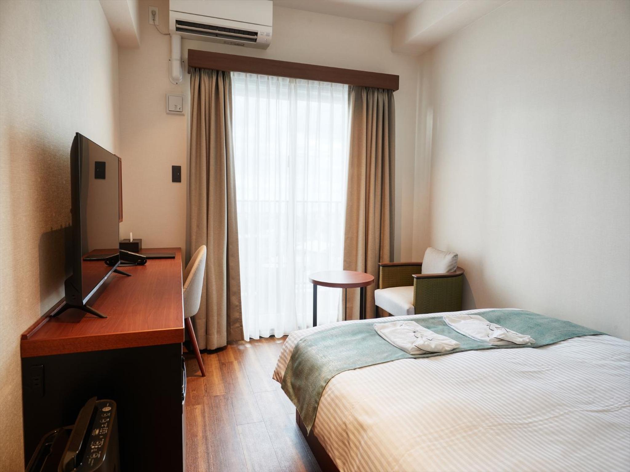 Double Room - Photo 11