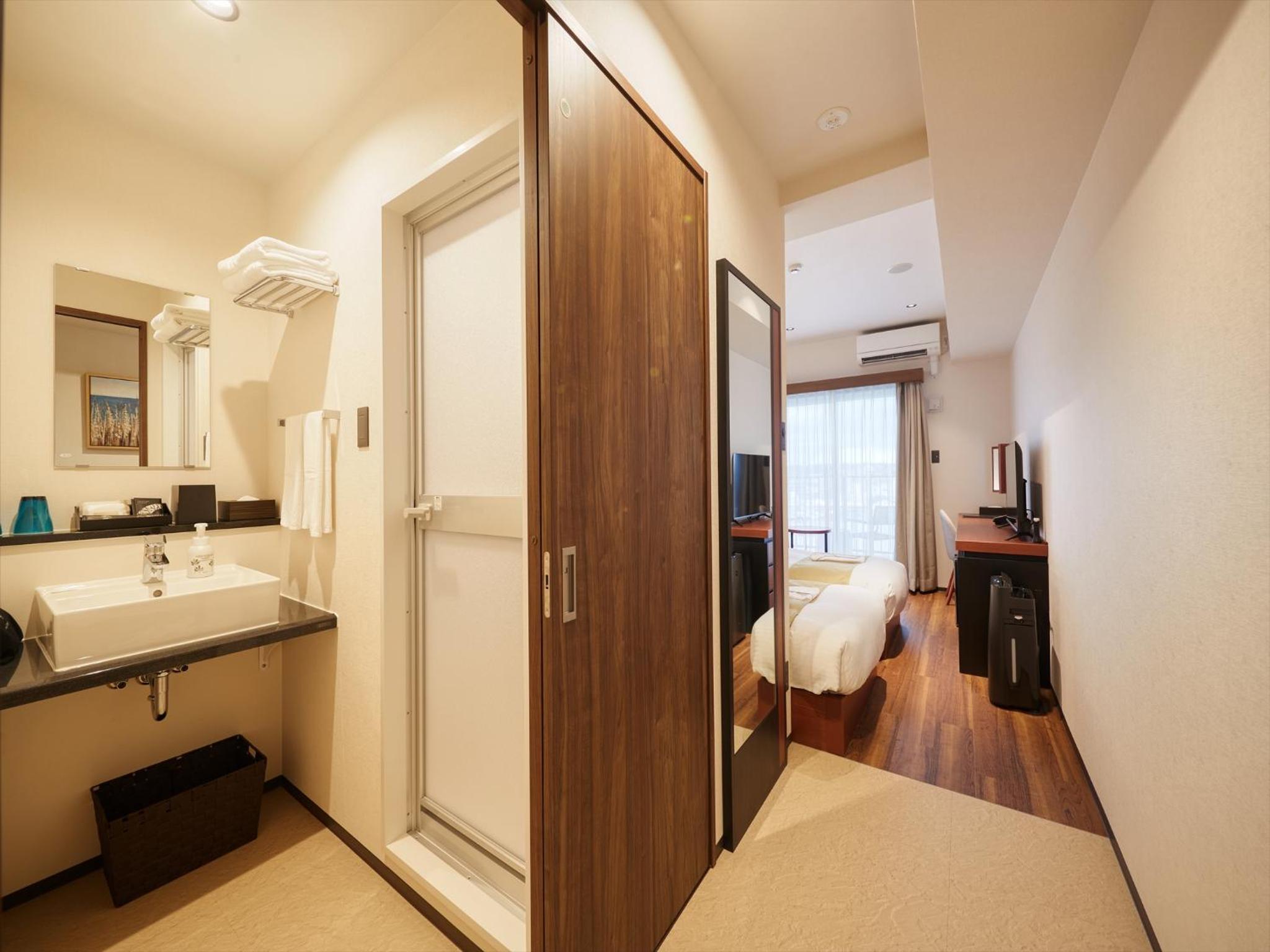 Superior Twin Room - Photo 10