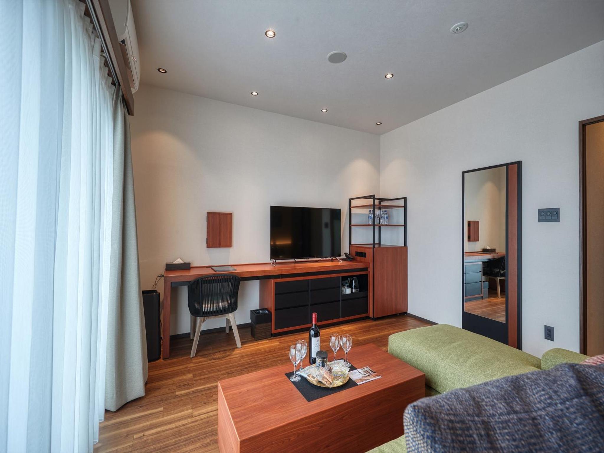 Junior Suite - Photo 16