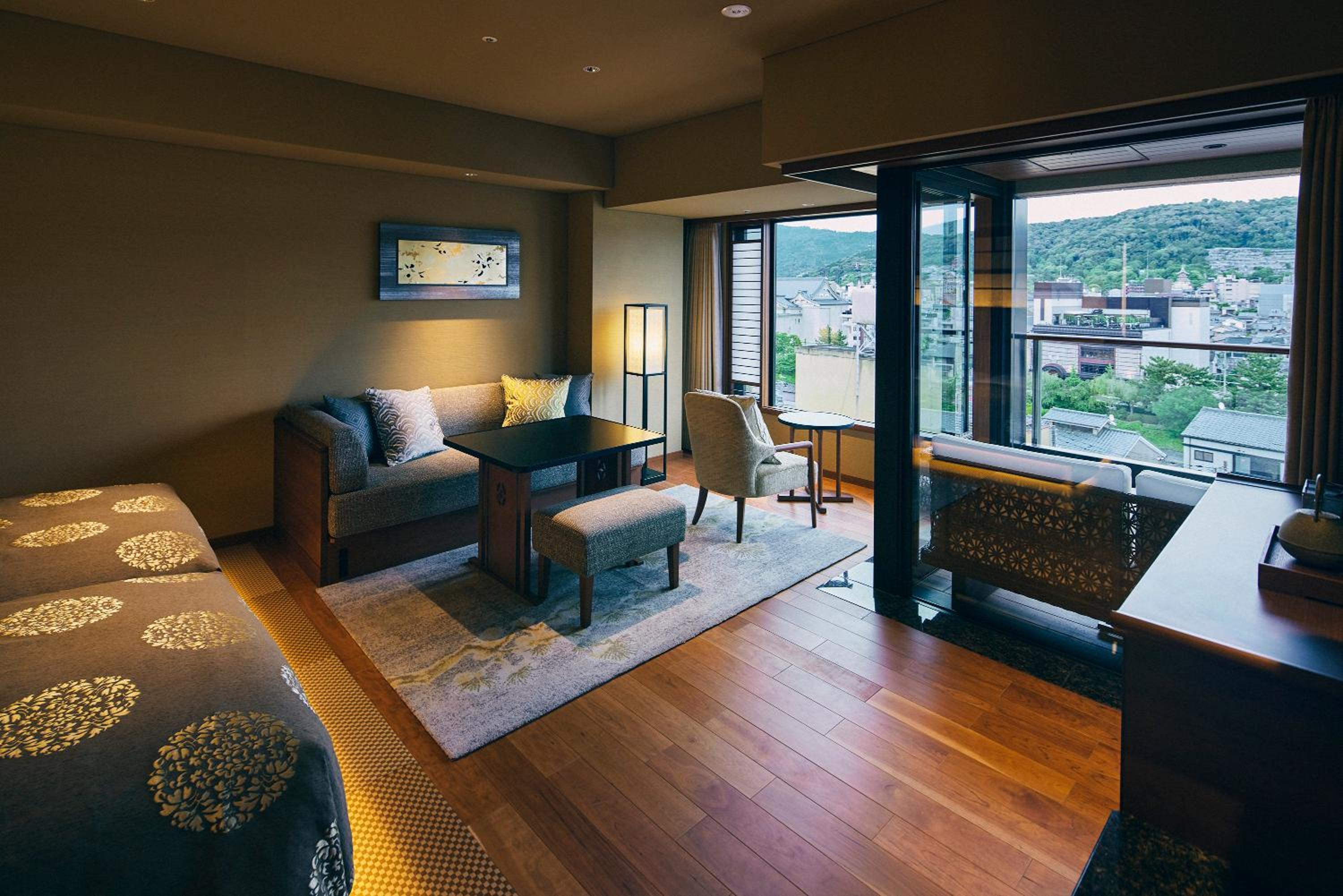 Premium Twin - Top Floor - Photo 14