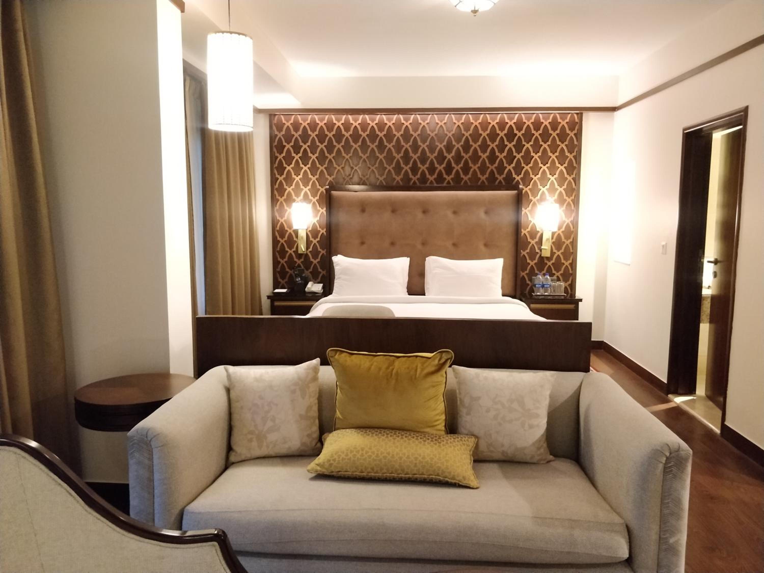 Junior Suite - Photo 12