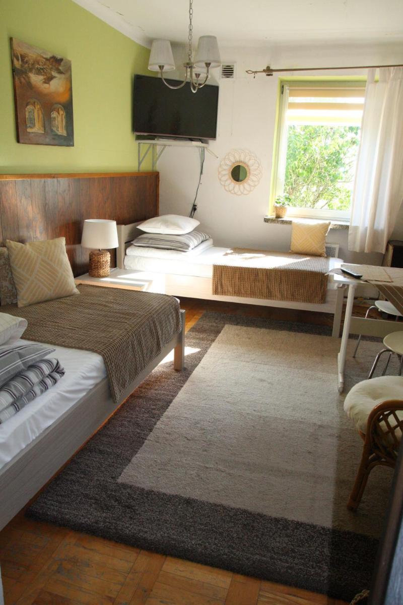 Two-Bedroom Apartment - Photo 4