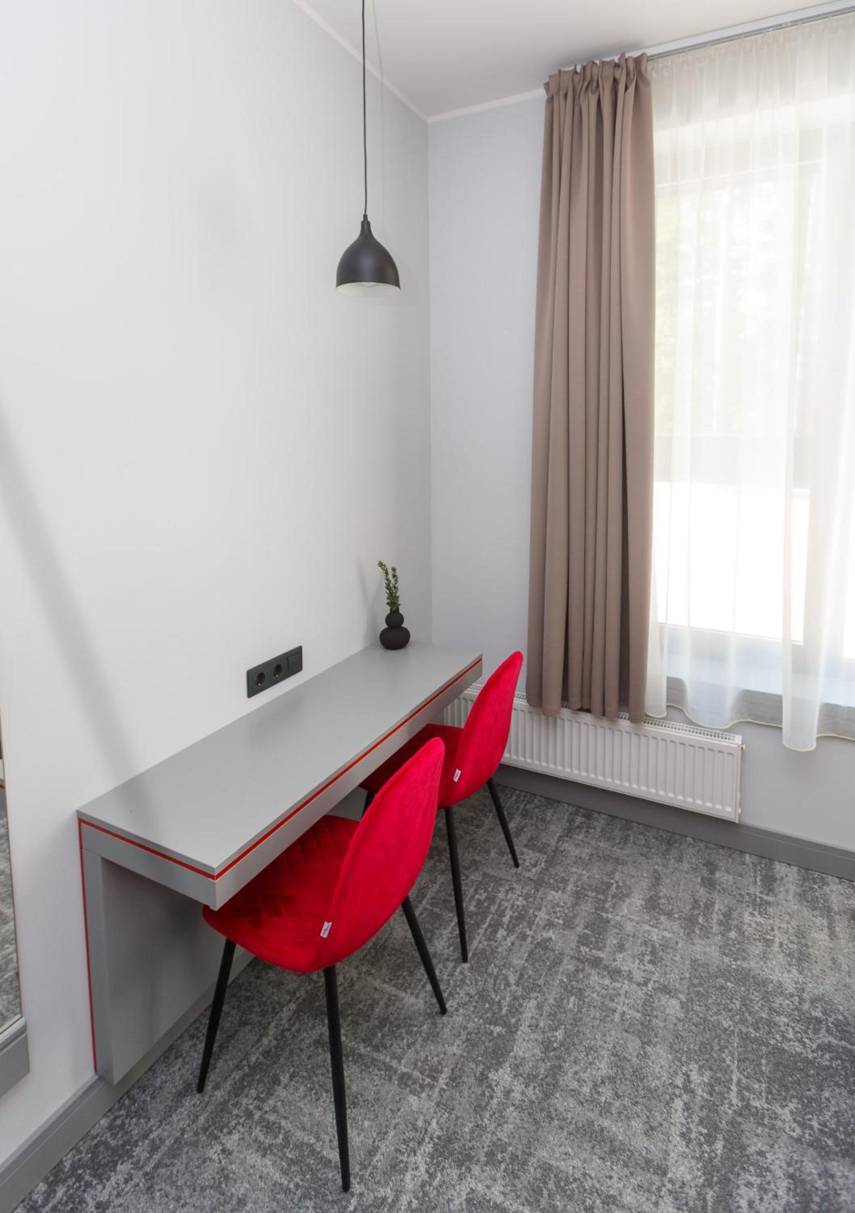 Double or Twin Room - Photo 3