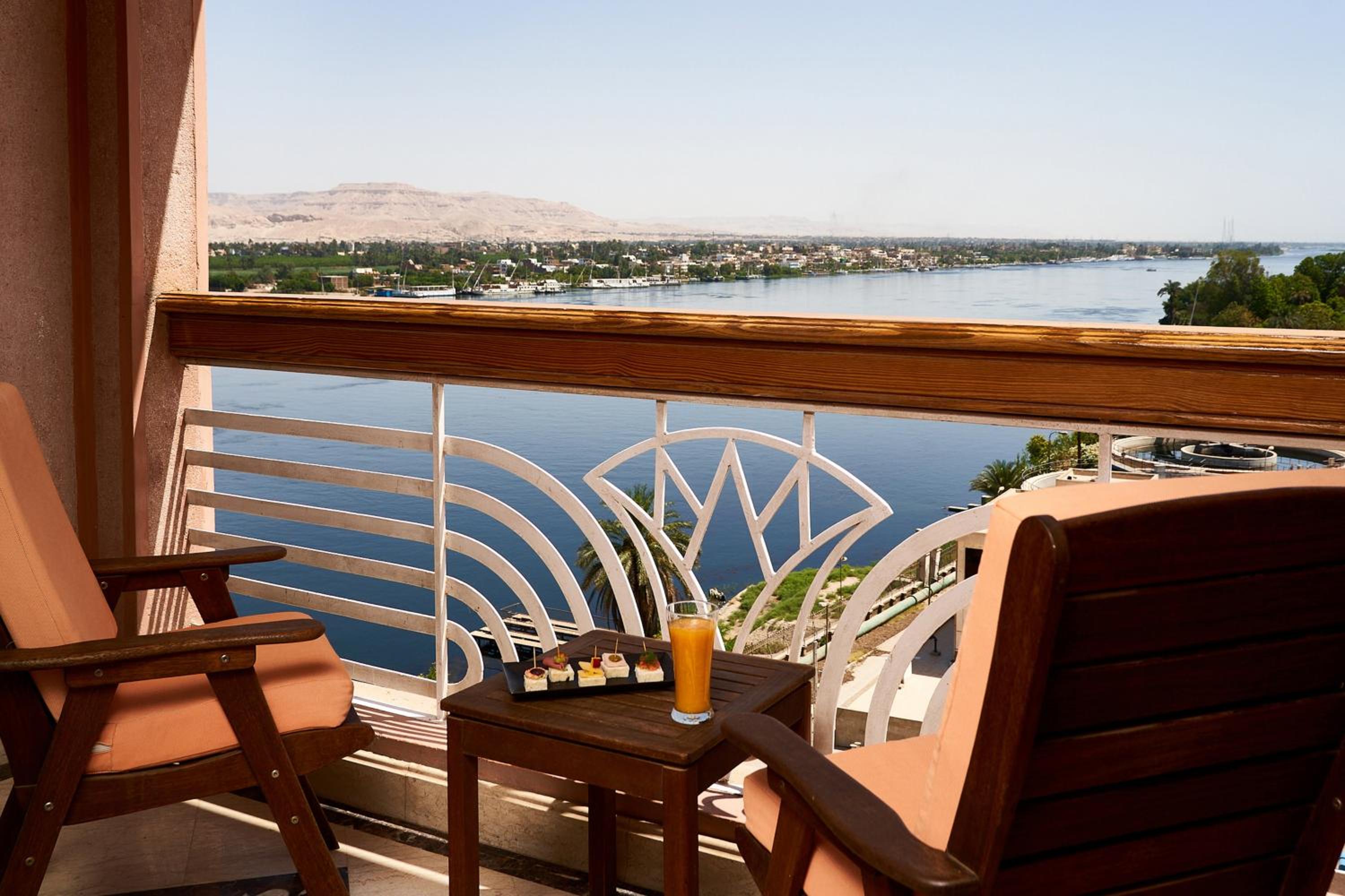 Standard Side Nile View Double or Twin Room thumbnail 5