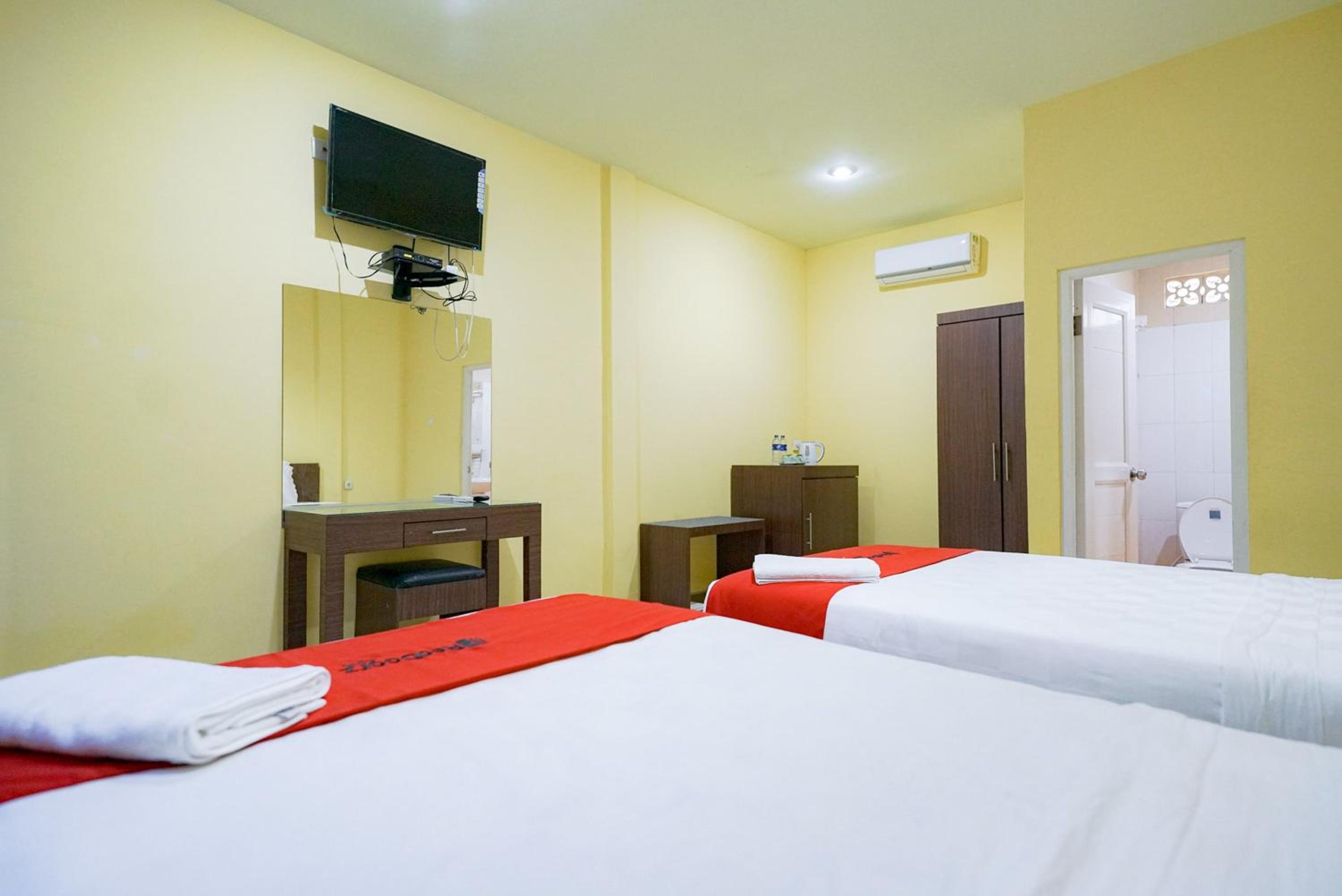 Deluxe Twin Room - Photo 3