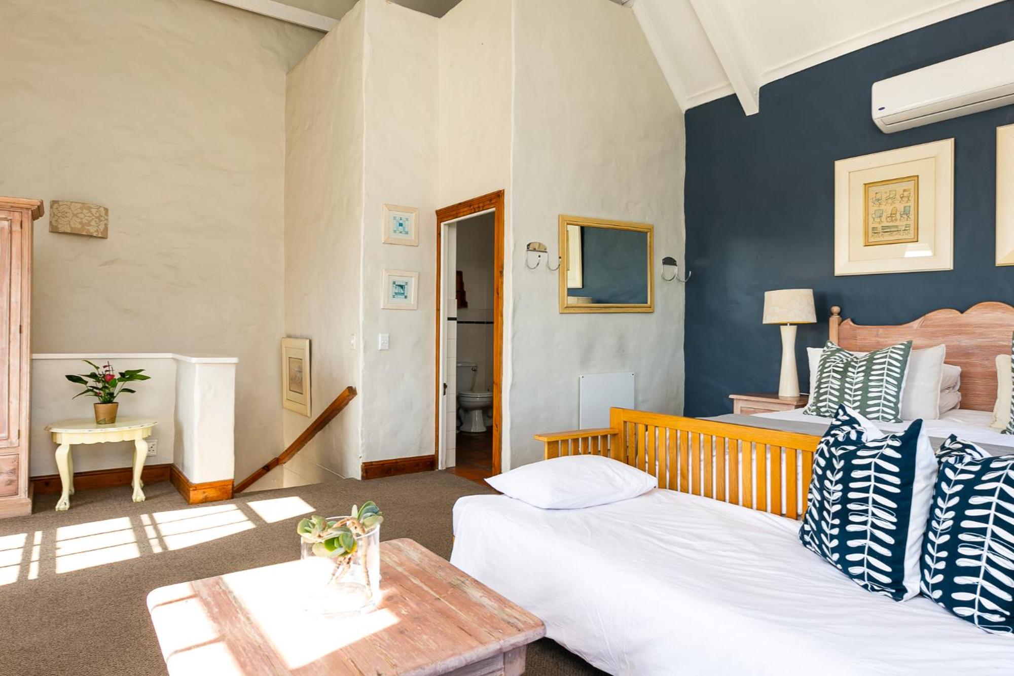 Panoramic Lagoon View Room - Photo 3