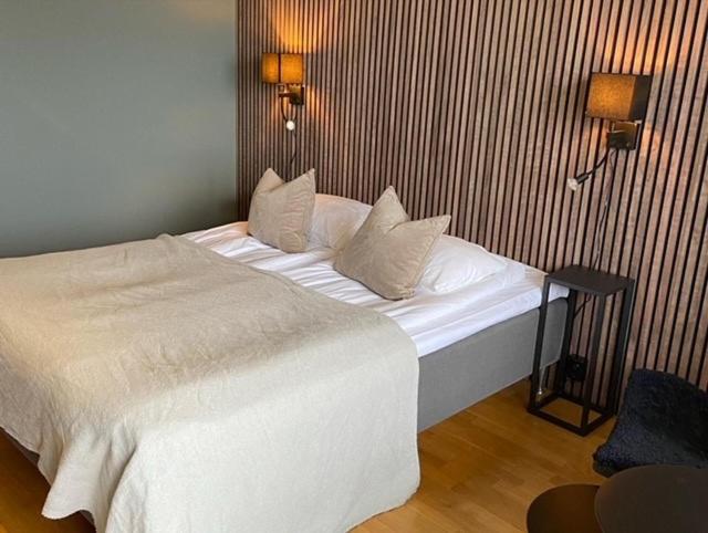 Double or Twin Room with City View photo 1