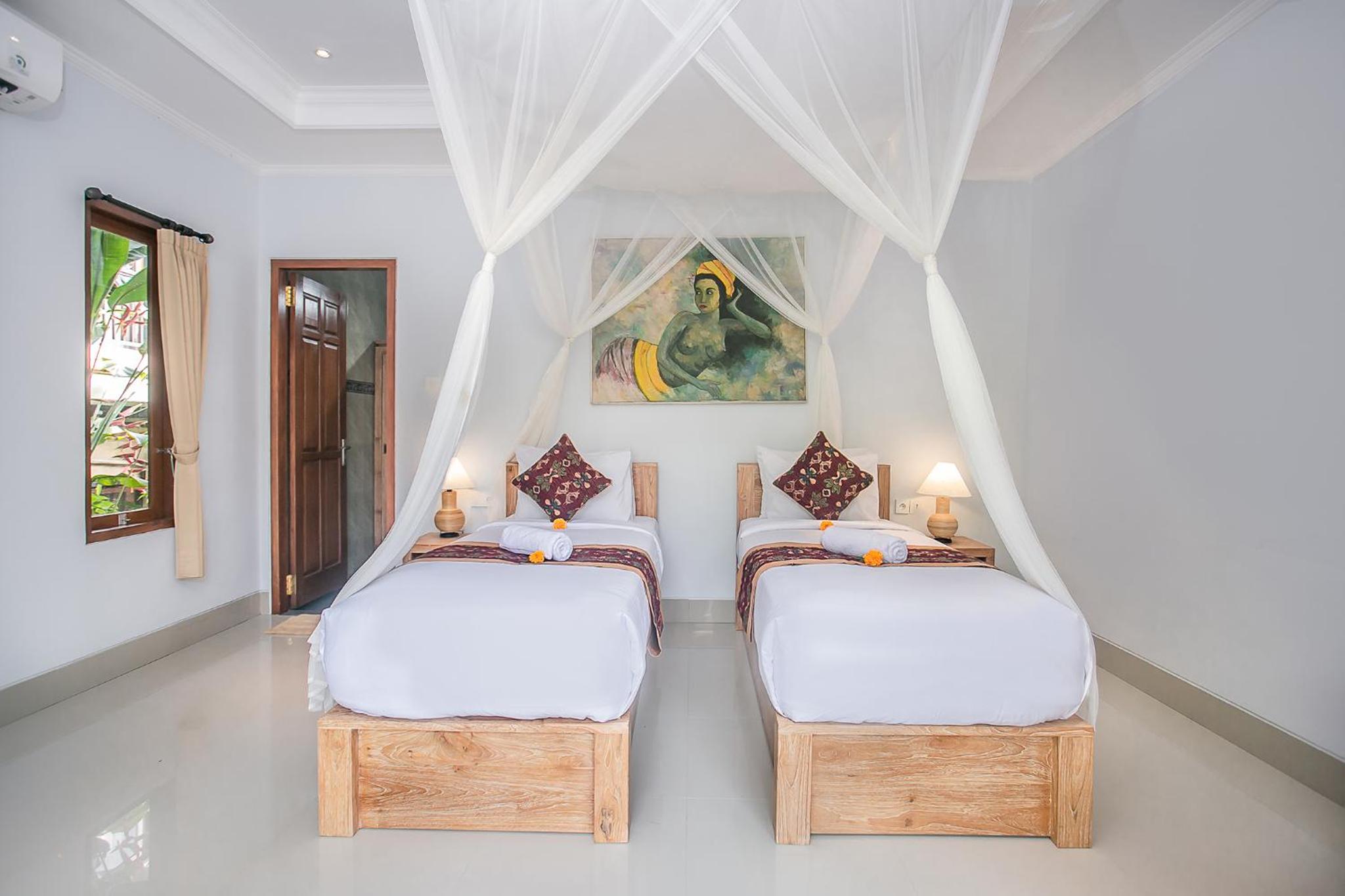 King Room with Pool View - Photo 62