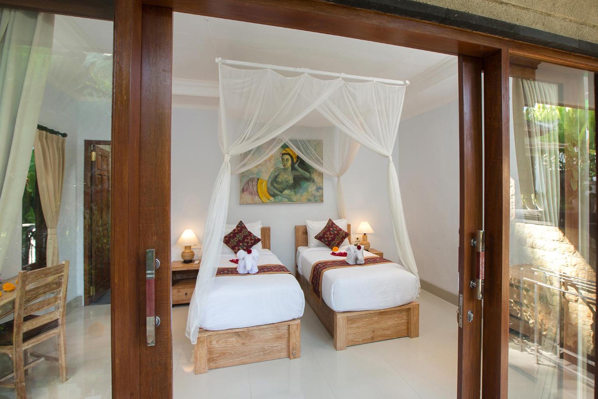 King Room with Pool View - Photo 63