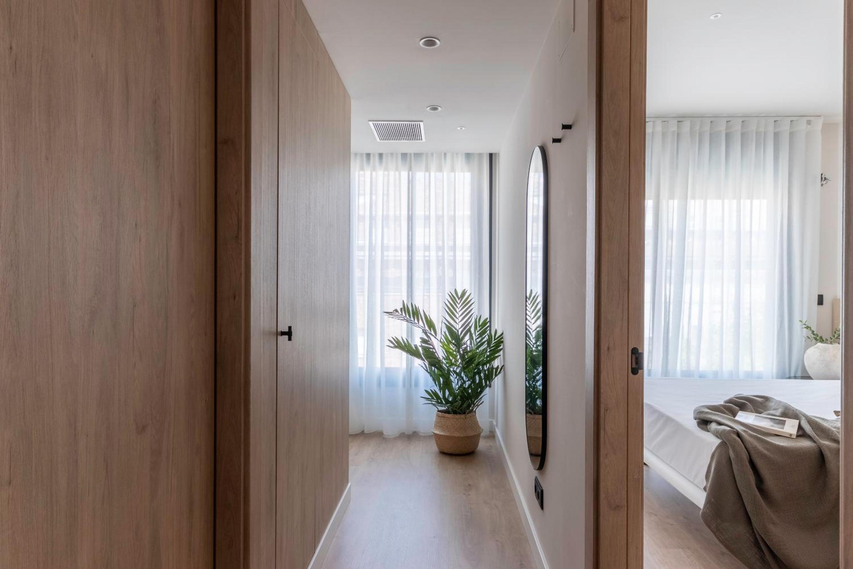 Two-Bedroom Apartment - Photo 2
