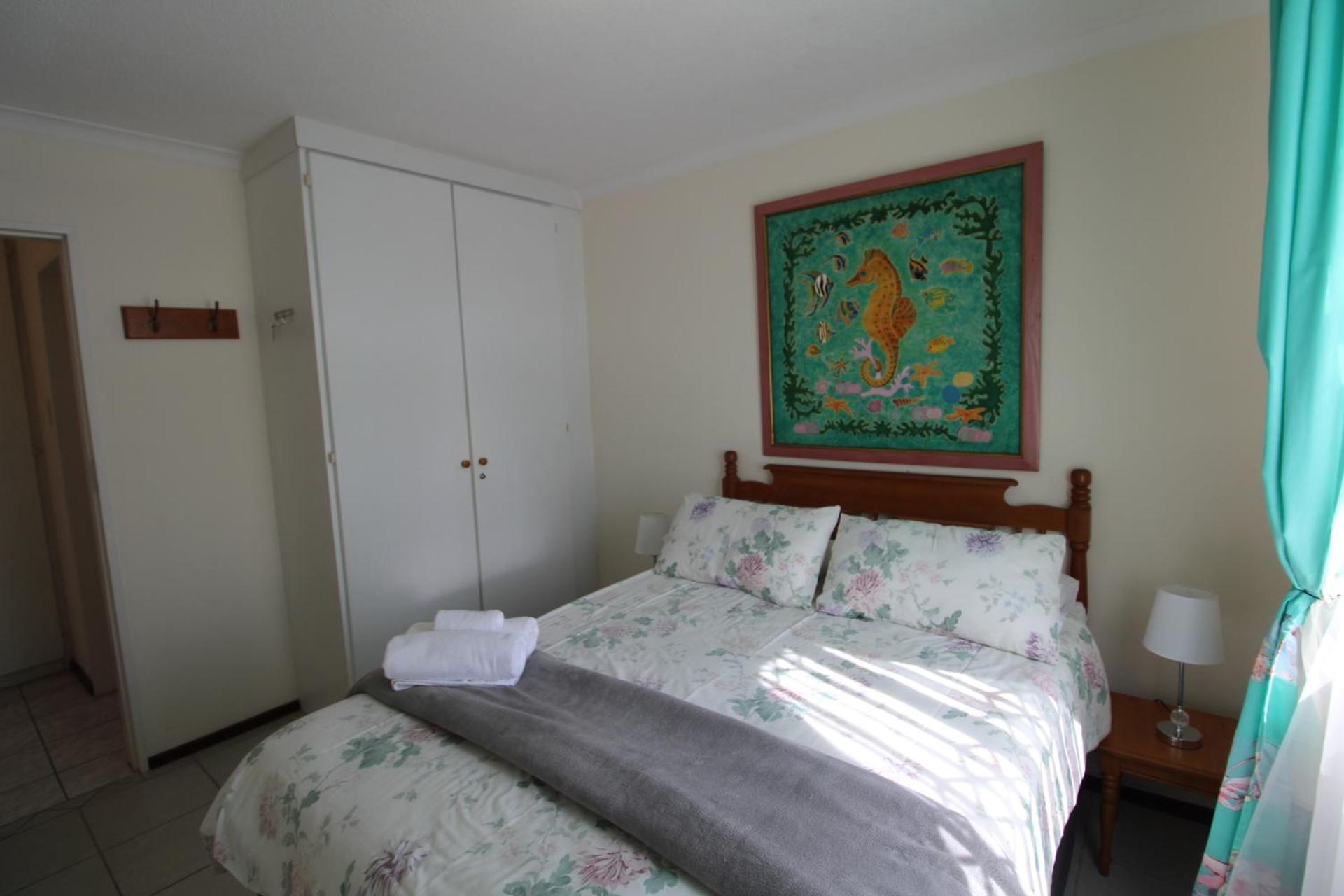 Three-Bedroom Apartment photo 1