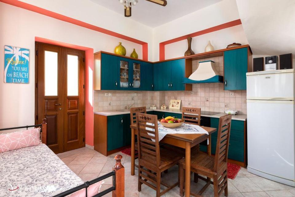 One-Bedroom House photo 2