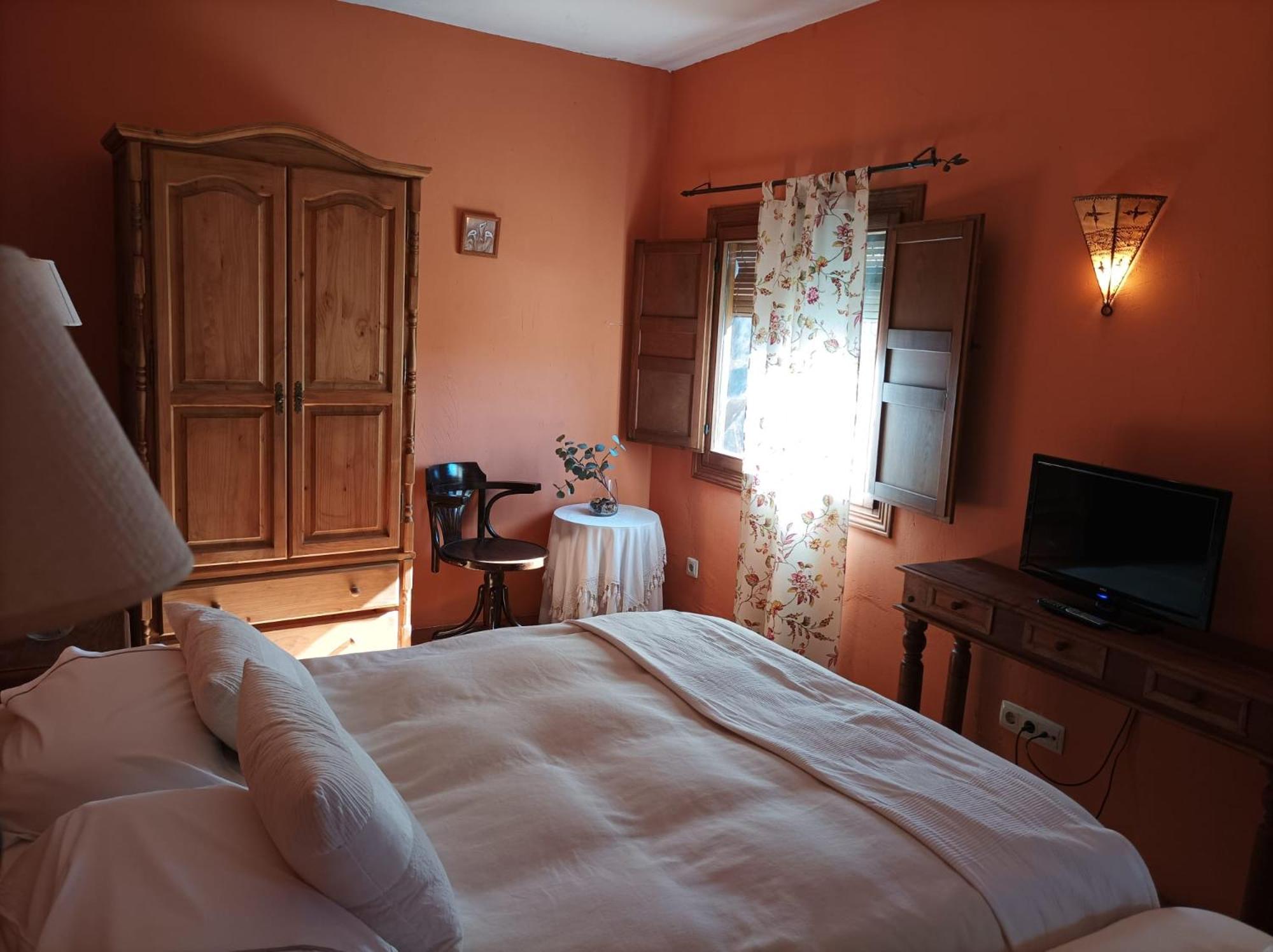 Habitación Doble con Bañera de Hidromasaje