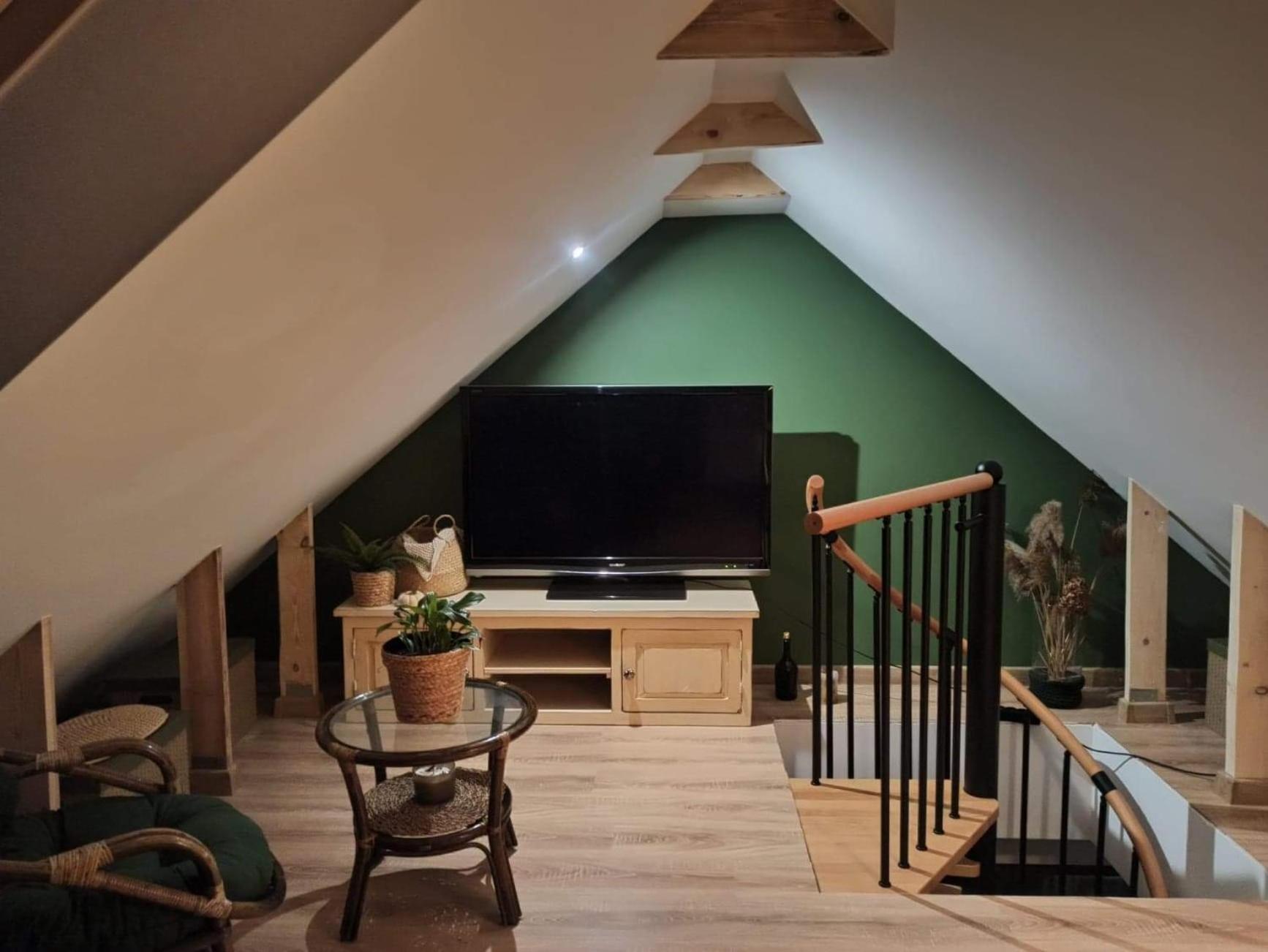 Apartment - Split Level