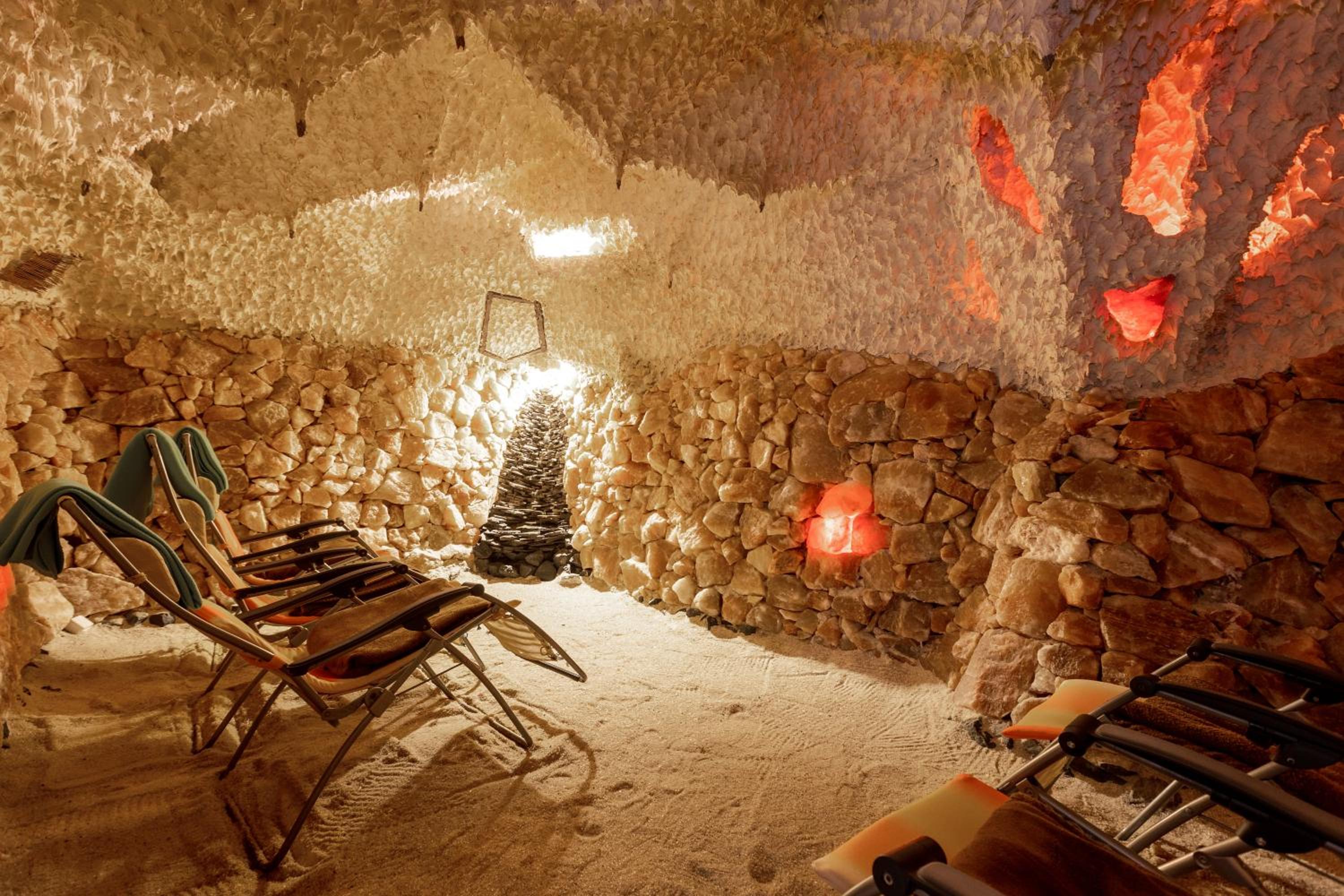 Double or Twin Room - Photo 5
