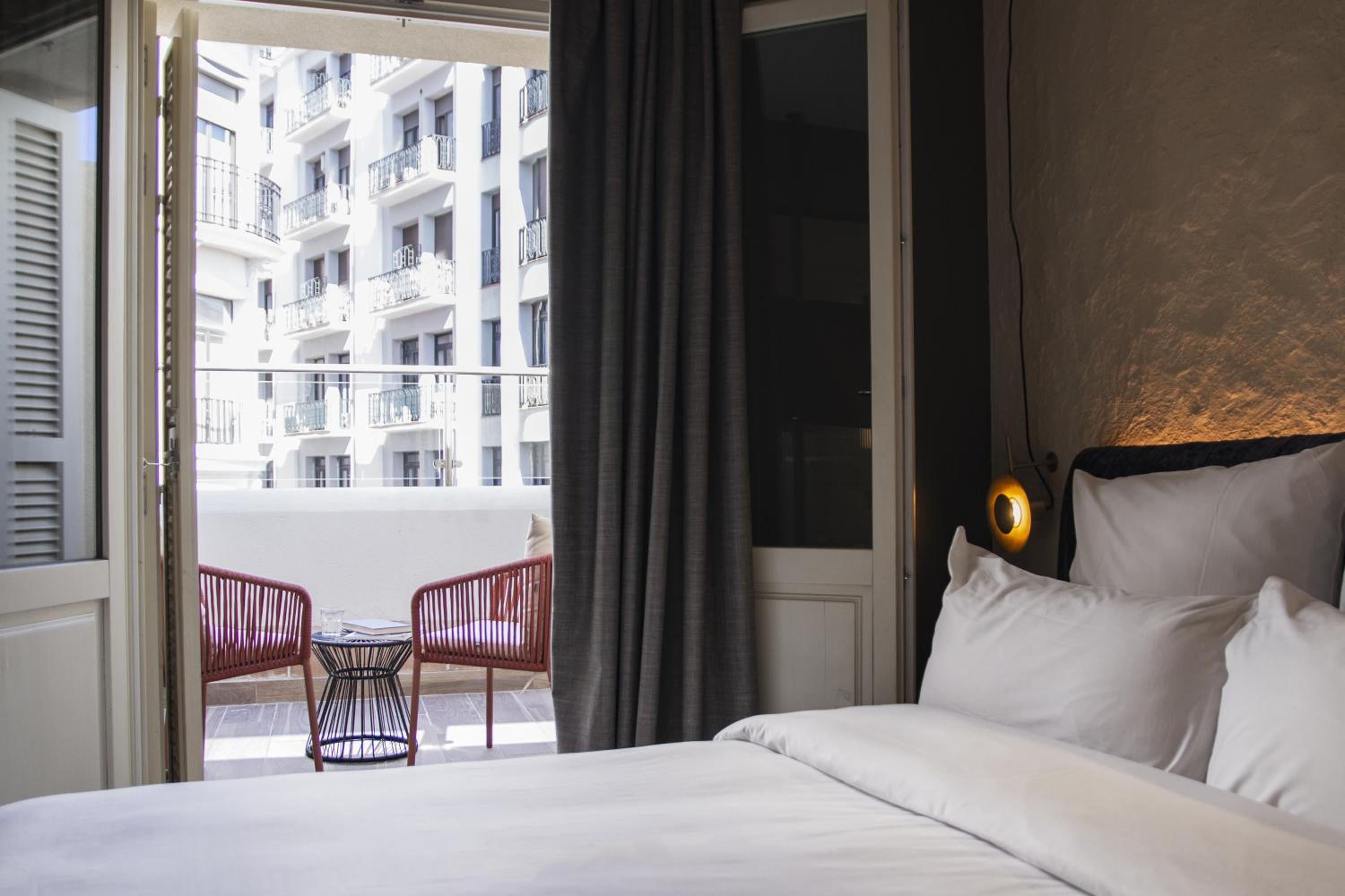 Premium Double Room with Terrace - Photo 1