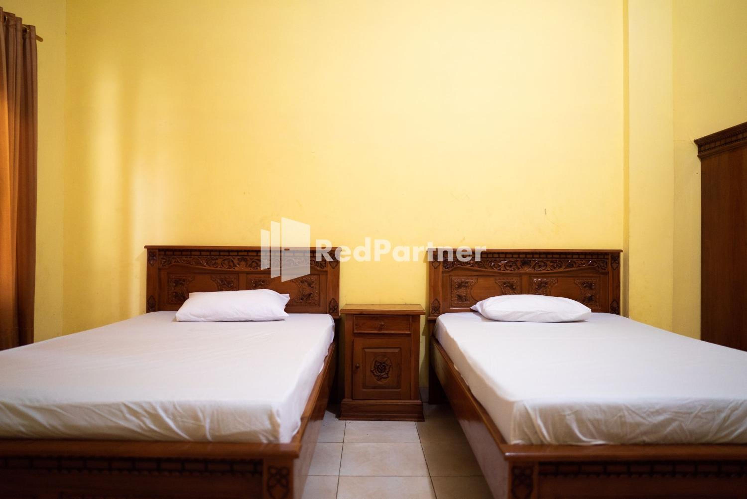Standard Double Room - Photo 9