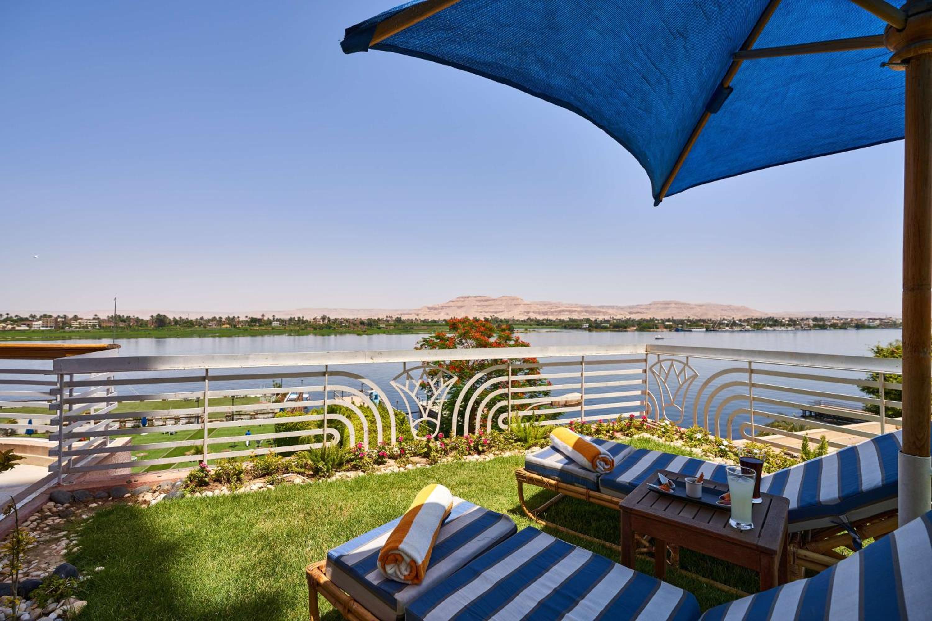 Junior Suite Direct Front Nile View