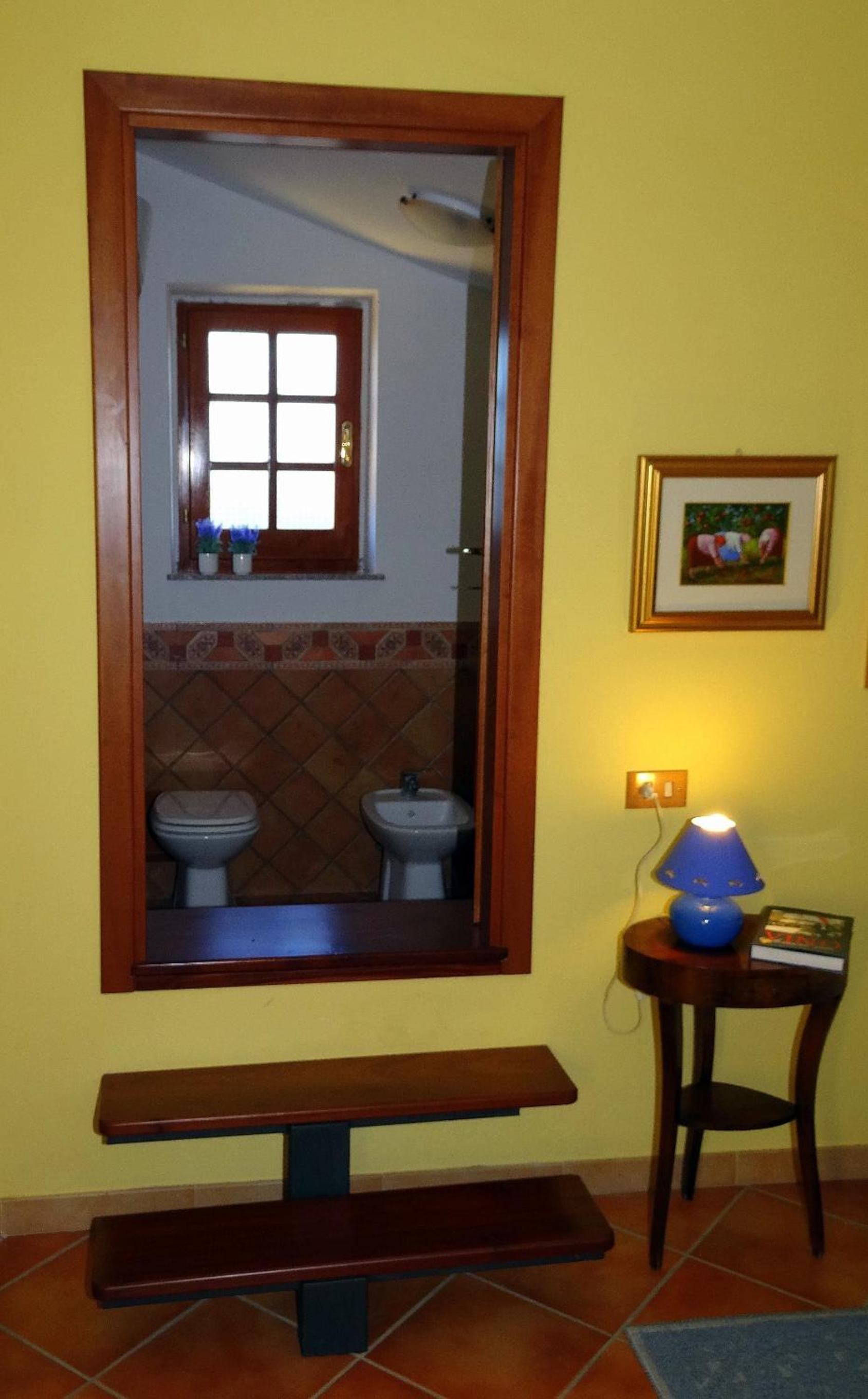 Deluxe Double Room (2 Adults + 1 Child) - Photo 2